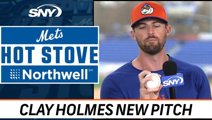 Clay Holmes demonstrates his "Kick Change" pitch development on Mets Hot Stove with SNY.