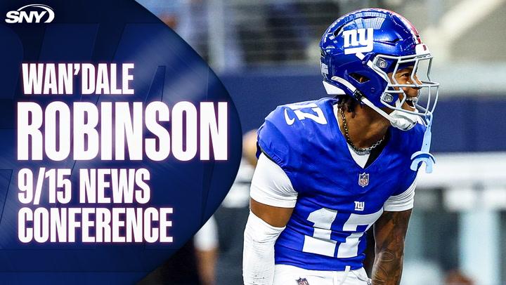 Giants WR in blue uniform