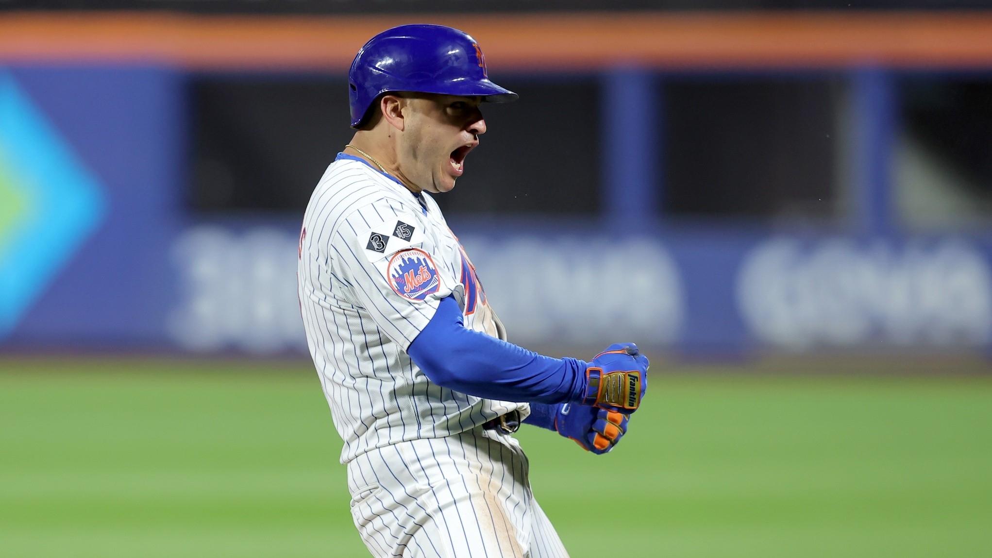 Jose Iglesias keeps Mets going with good 'clubhouse vibes,' another clutch hit