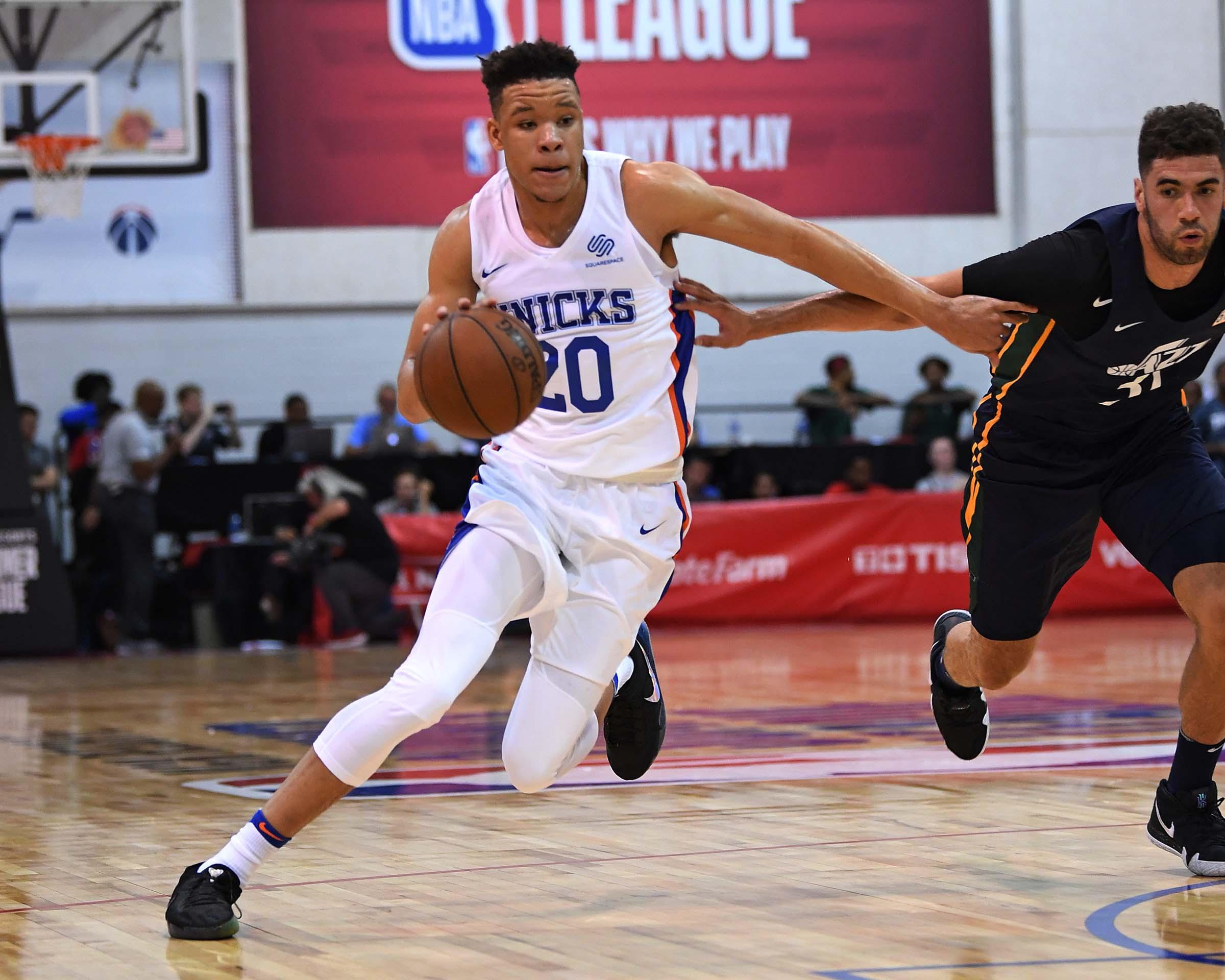 Kevin Knox (20) Mandatory Credit: Stephen R. Sylvanie-USA TODAY Sports / Stephen R. Sylvanie