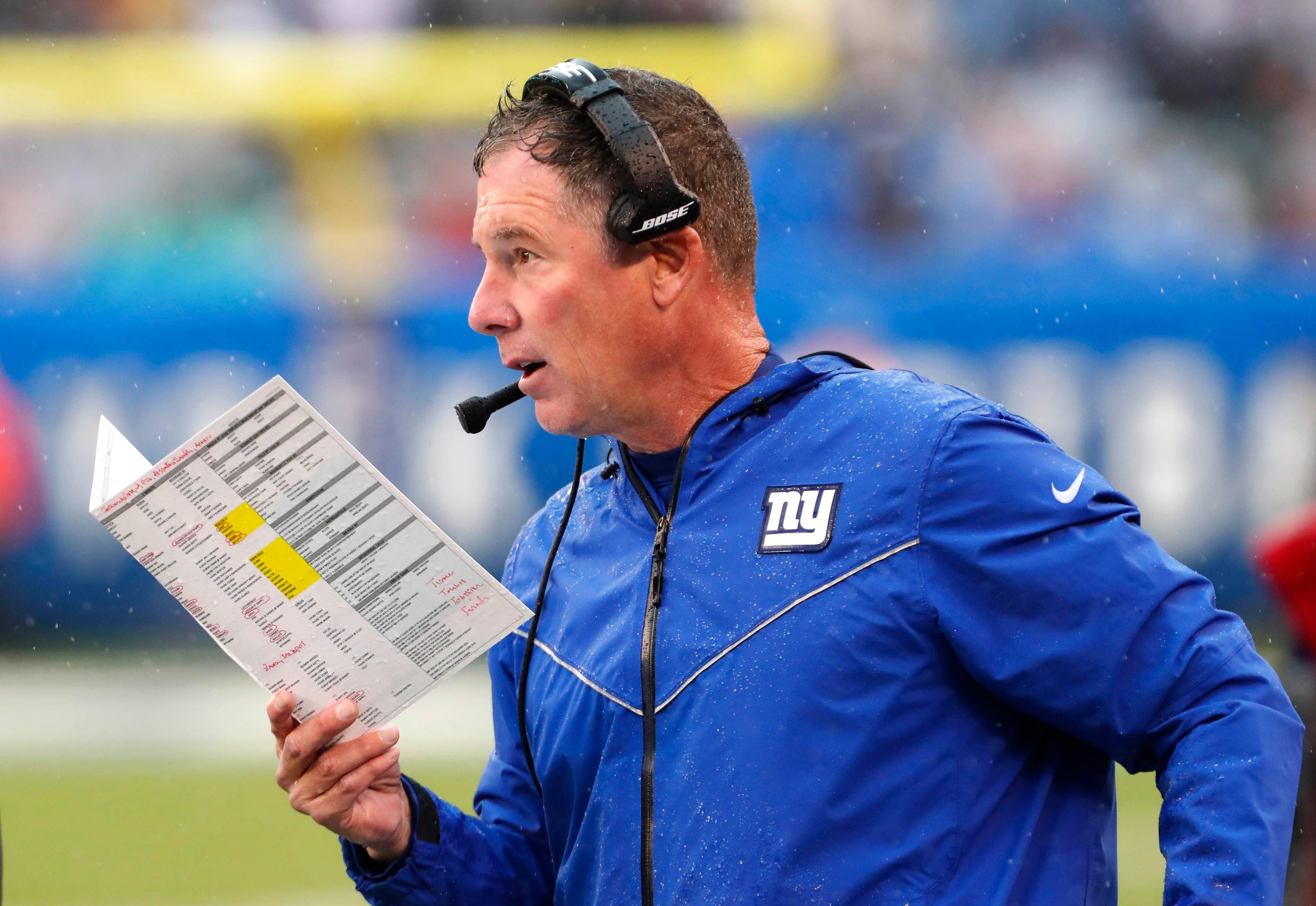 Oct 20, 2019; East Rutherford, NJ, USA; New York Giants head coach Pat Shurmur coaches against the Arizona Cardinals during the second half at MetLife Stadium. Mandatory Credit: Noah K. Murray-USA TODAY Sports / Noah K. Murray