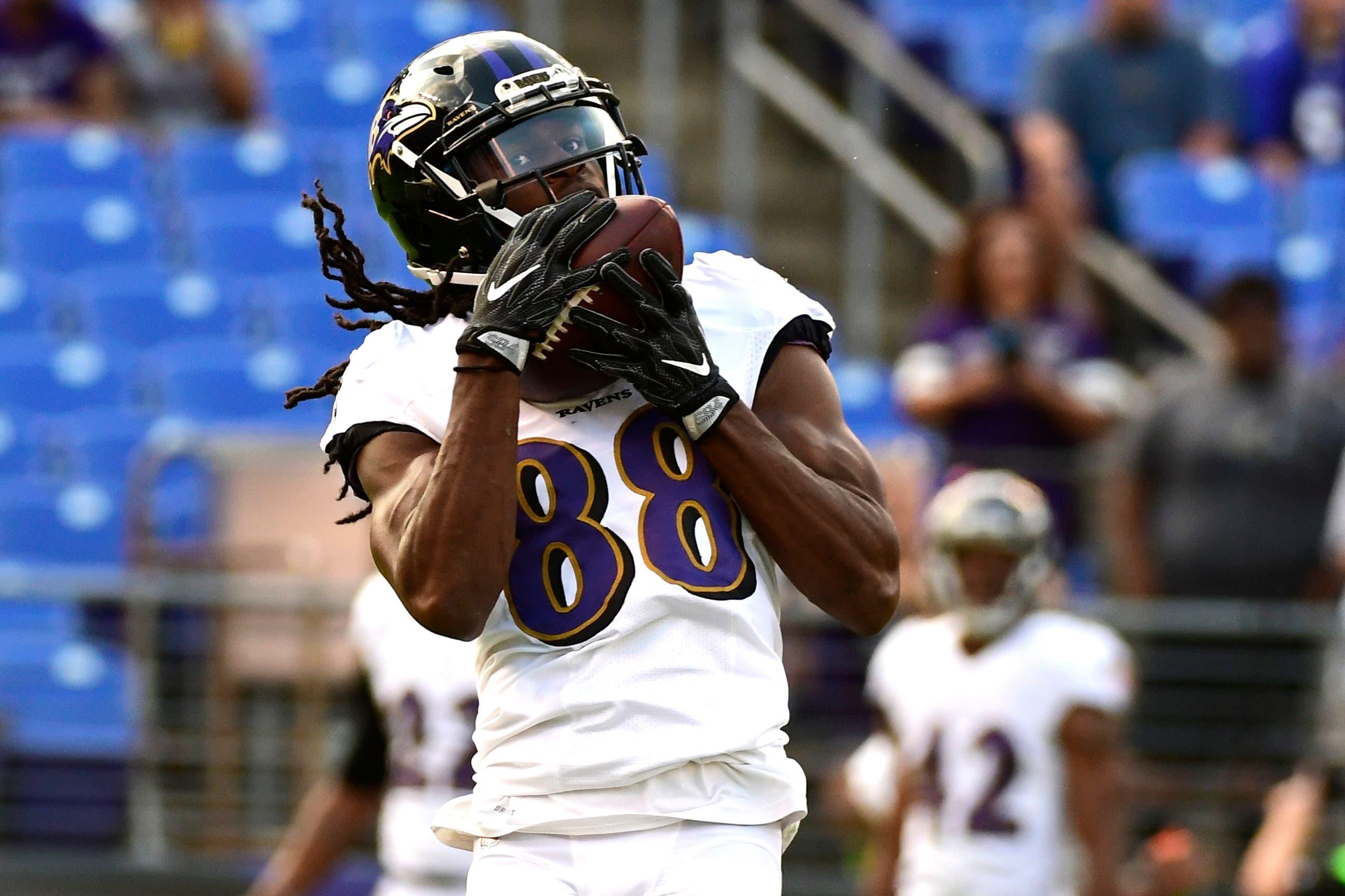 Aug 26, 2017; Baltimore, MD, USA; Baltimore Ravens wide receiver Quincy Adeboyejo (88) catches a pass before the game against the Buffalo Bills at M&T Bank Stadium. Mandatory Credit: Tommy Gilligan-USA TODAY Sports / Tommy Gilligan