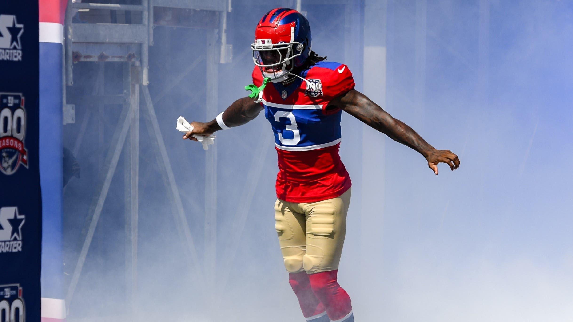 New York Giants cornerback Deonte Banks (3) enters the field before a game against the Minnesota Vikings at MetLife Stadium / John Jones - Imagn Images