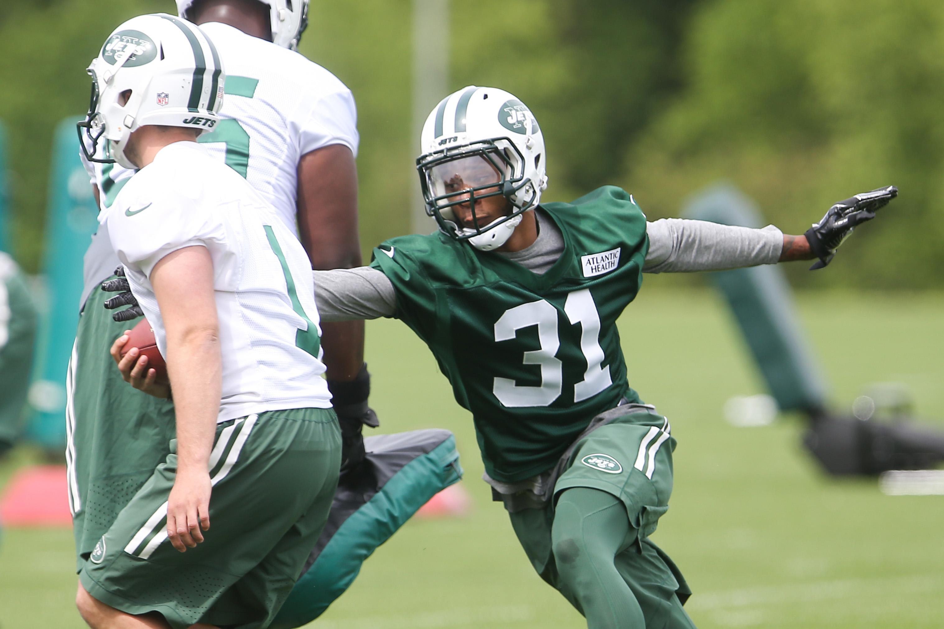 New York Jets cornerback Derrick Jones runs a drill during organized team activities at the Atlantic Health Jets Training Center.