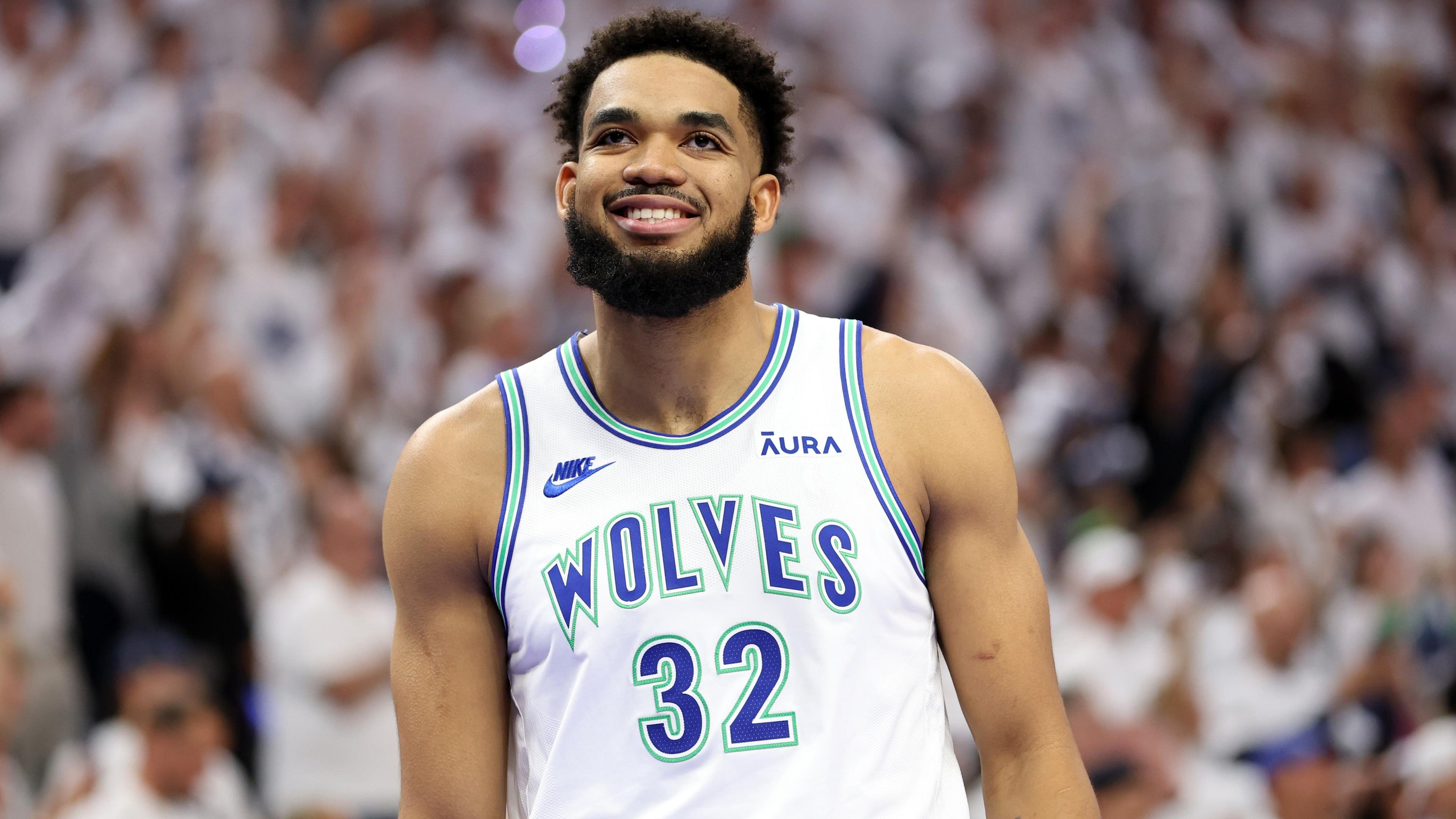 SEEIT: NYC back pages react to Knicks blockbuster trade for Karl-Anthony Towns