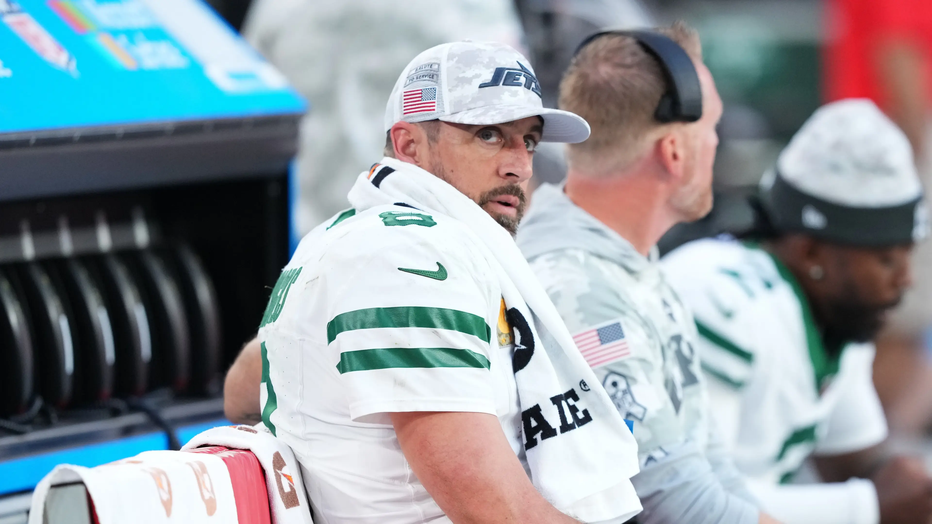 Nov 10, 2024; Glendale, Arizona, USA; New York Jets quarterback Aaron Rodgers (8) looks on against the Arizona Cardinals during the second half at State Farm Stadium. Mandatory Credit: Joe Camporeale-Imagn Images / © Joe Camporeale-Imagn Images