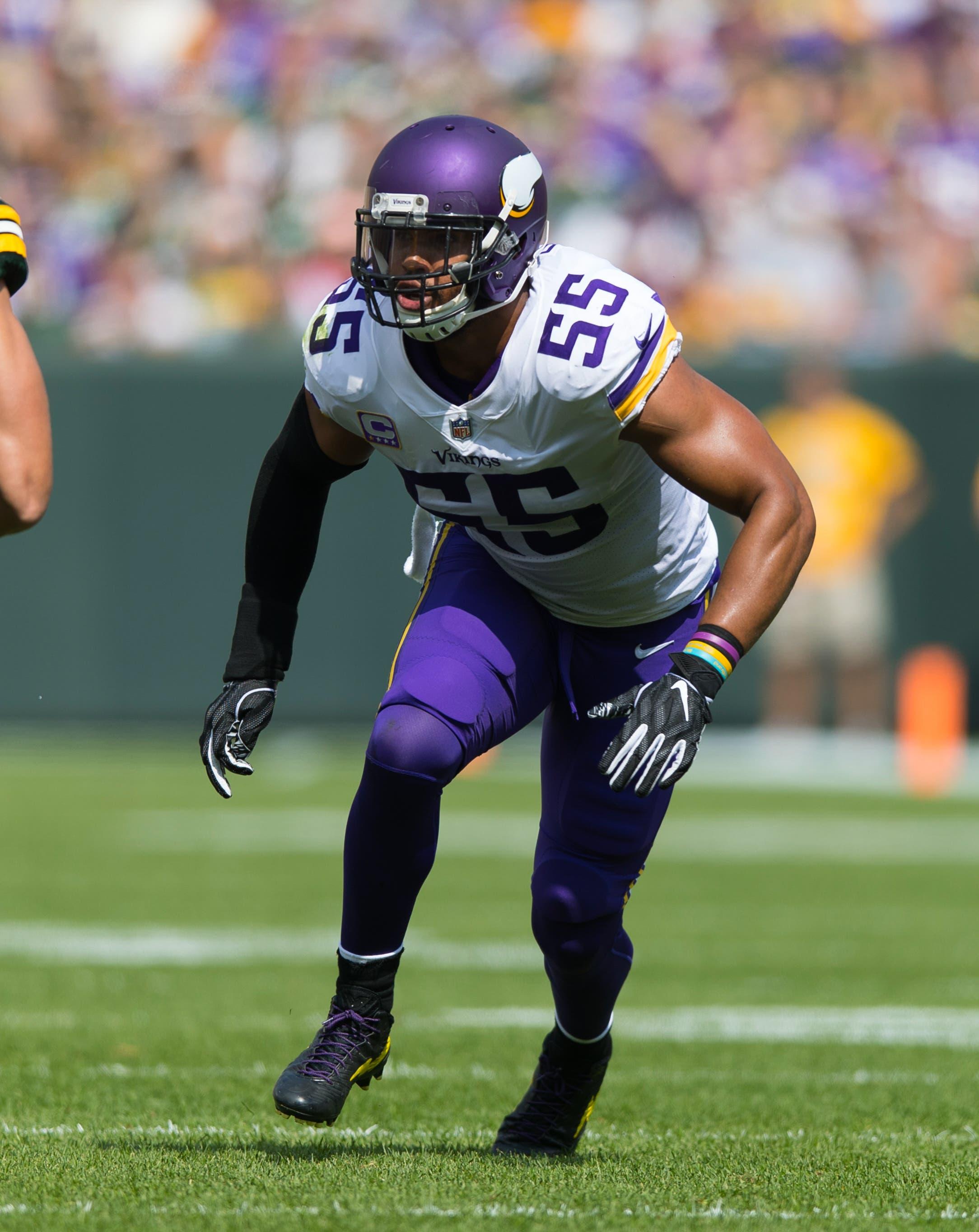 Minnesota Vikings linebacker Anthony Barr during the game against the Green Bay Packers at Lambeau Field. / Jeff Hanisch/USA TODAY Sports