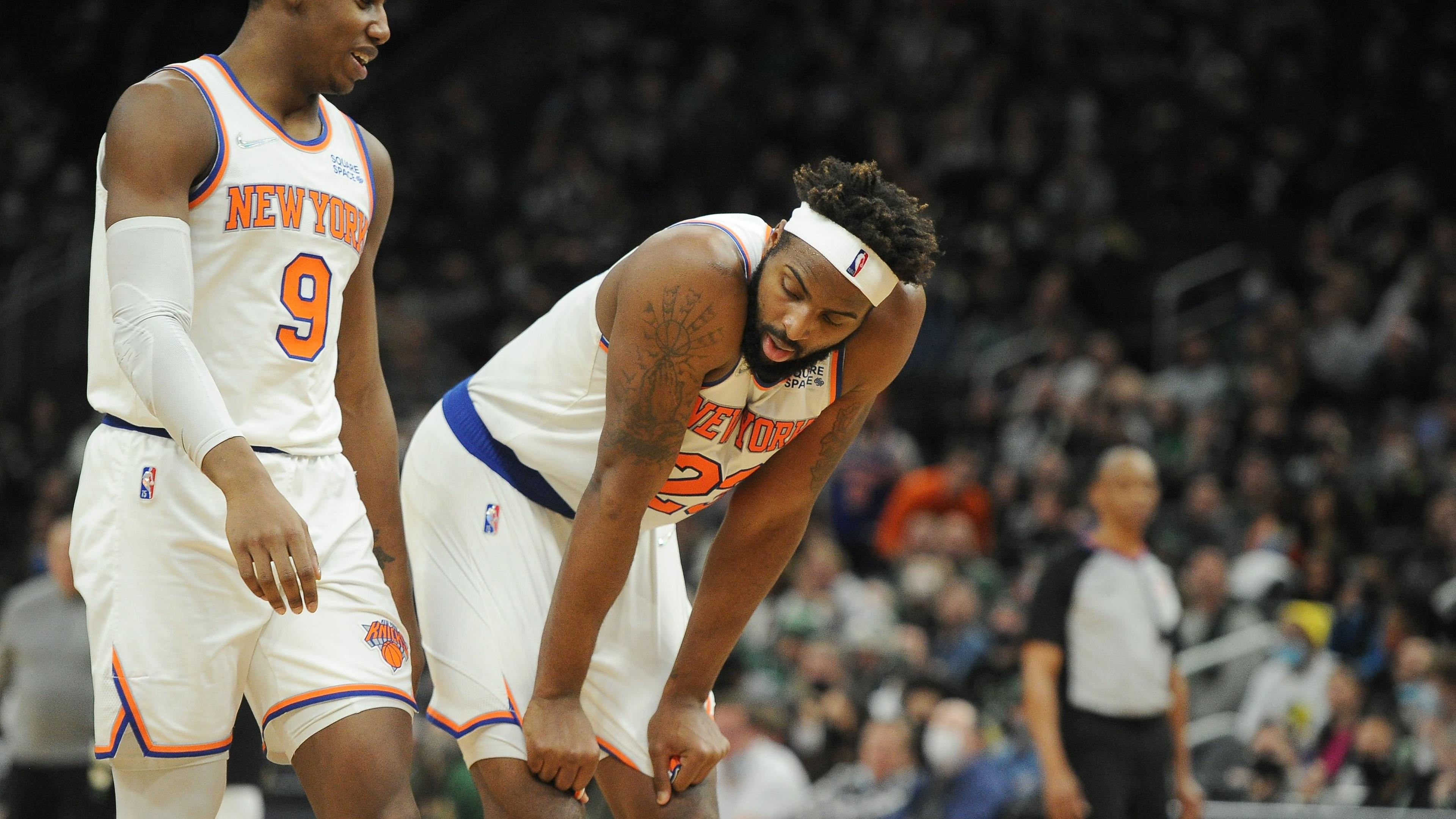 Jan 28, 2022; Milwaukee, Wisconsin, USA; New York Knicks center Mitchell Robinson (23) at the free throw line at Fiserv Forum. / Michael McLoone-USA TODAY Sports