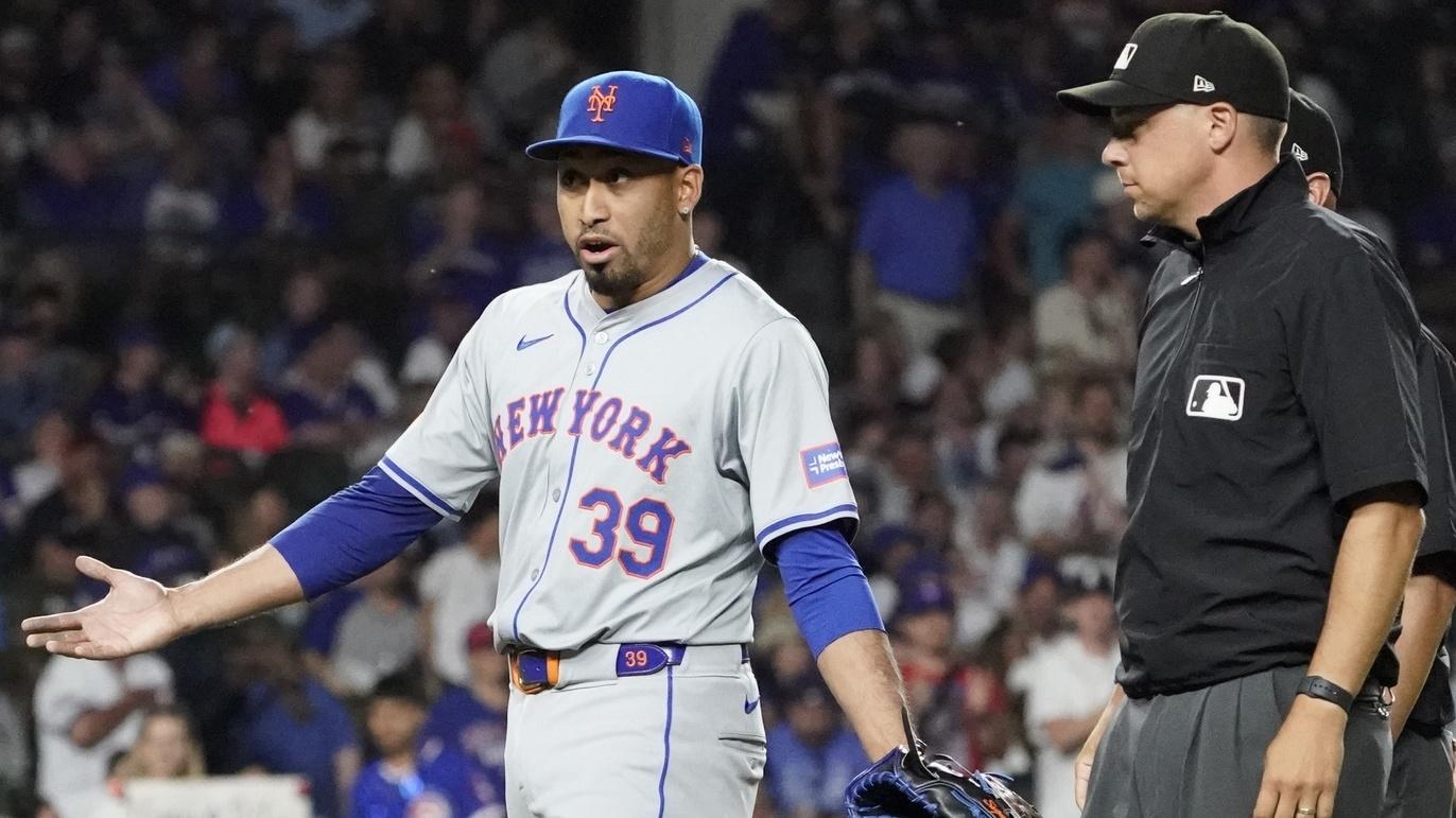 Edwin Diaz's 'sticky hand' ejection the latest example of MLB's arbitrary, nonsensical rule