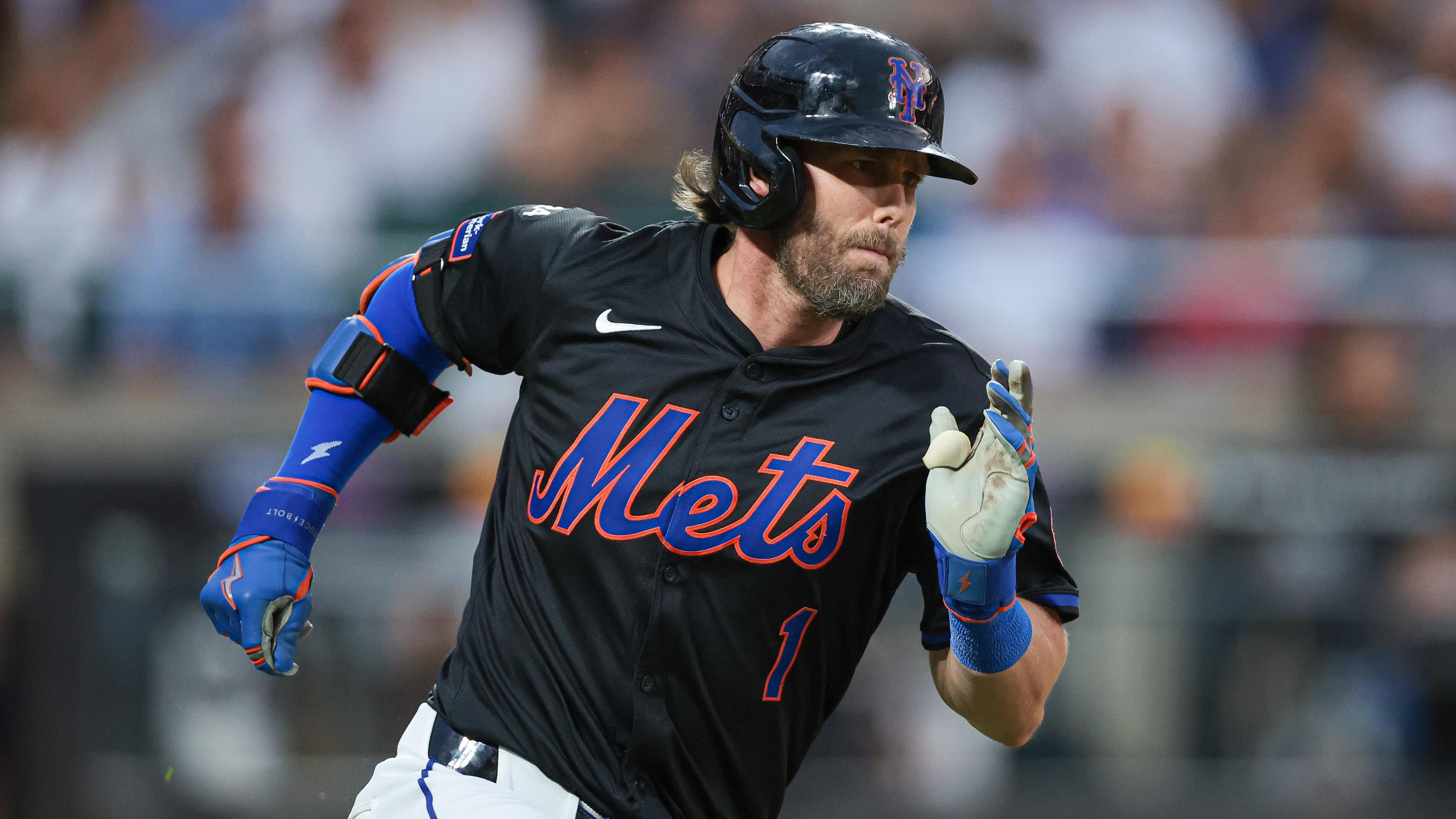 Mets should start Jeff McNeil at second base as NLCS shifts to New York