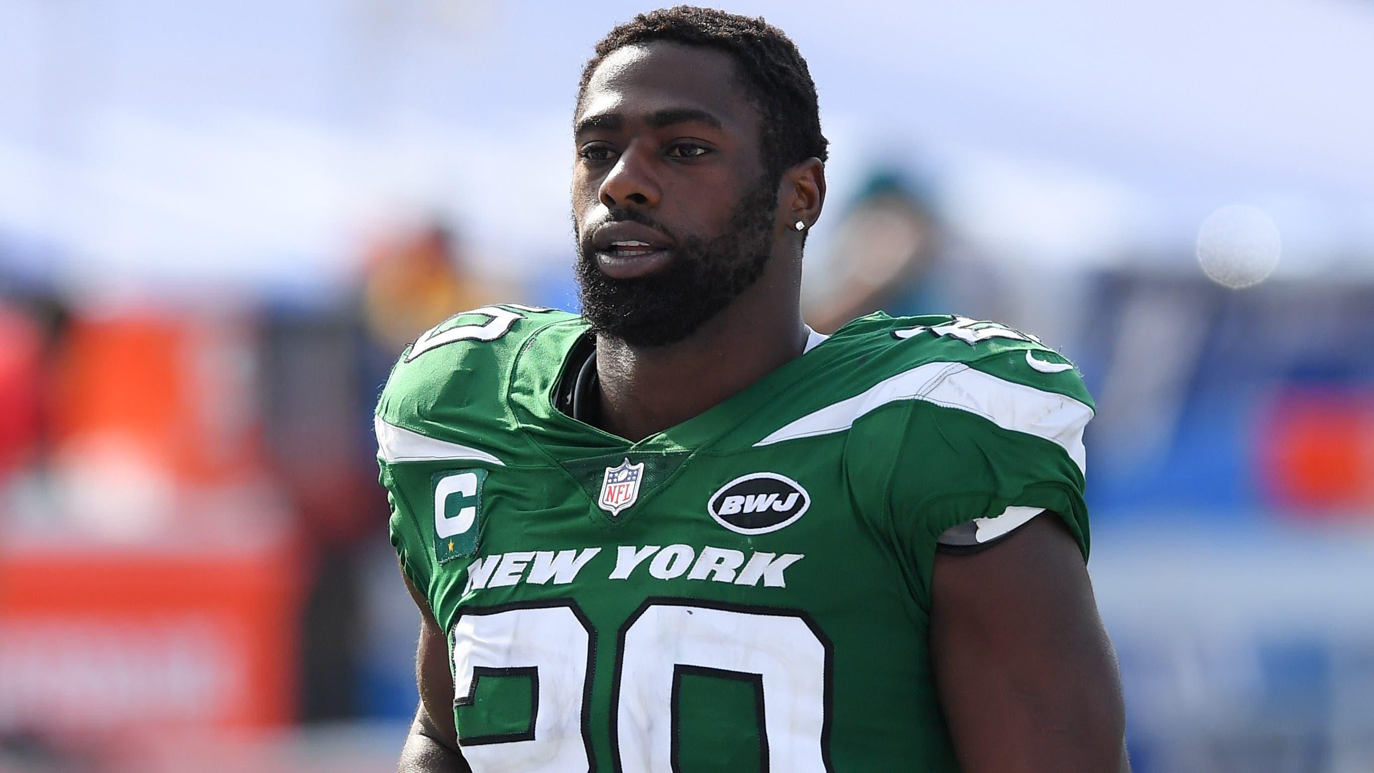 New York Jets safety Marcus Maye (20) jogs off the field following the game against the Buffalo Bills at Bills Stadium. / Rich Barnes - USA Today Sports