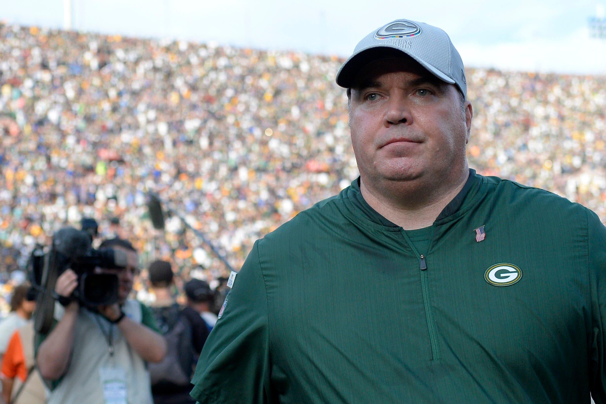 Green Bay Packers head coach Mike McCarthy reacts after a 29-27 loss to the Los Angeles Rams at Los Angeles Memorial Coliseum. / Jake Roth/USA TODAY Sports