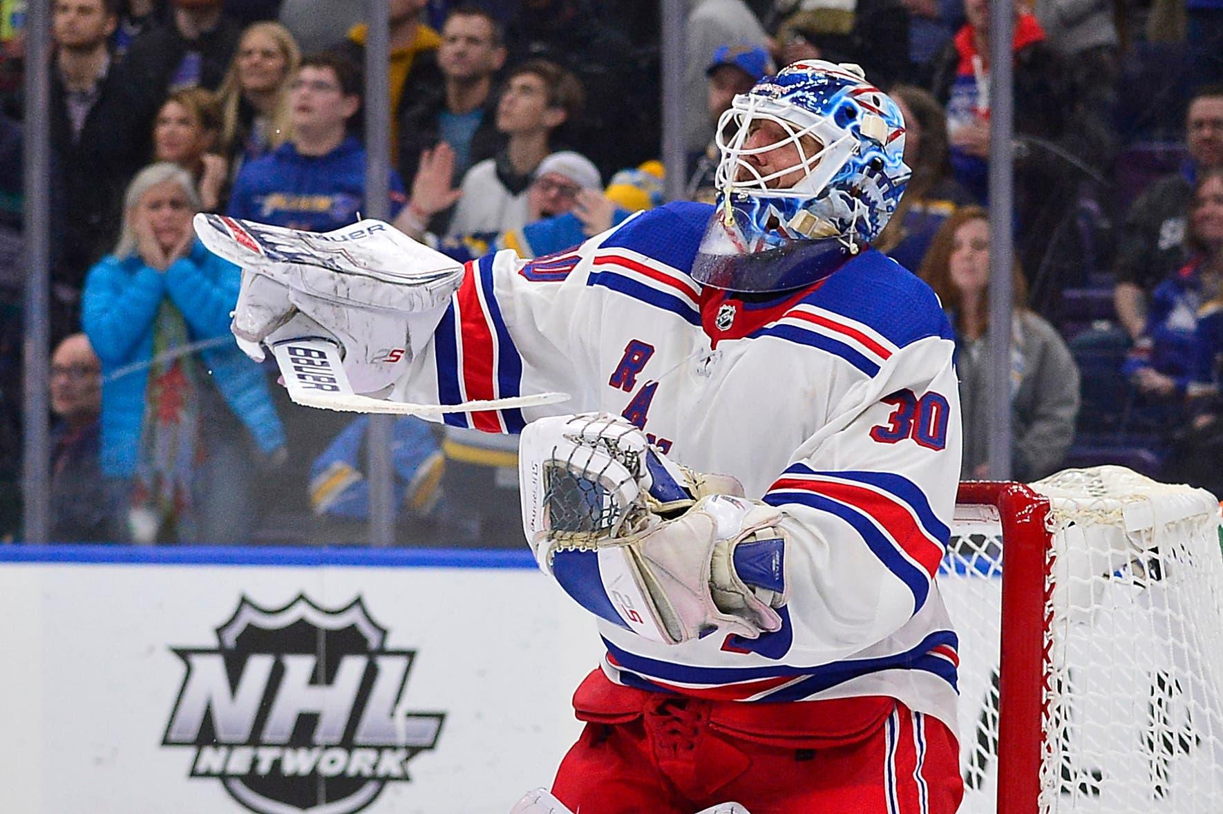 Dec 31, 2018; St. Louis, MO, USA; New York Rangers goaltender Henrik Lundqvist (30) celebrates after defeating the St. Louis Blues at Enterprise Center. Mandatory Credit: Jeff Curry-USA TODAY Sports / Jeff Curry