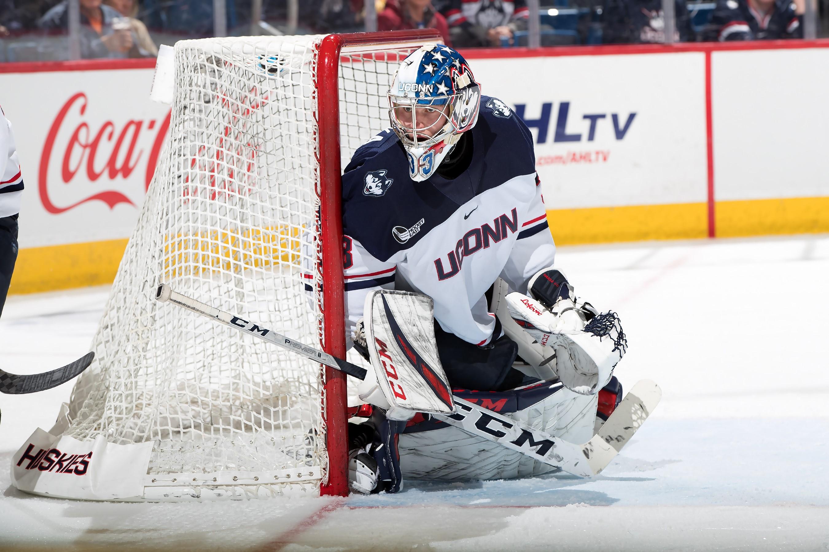 UConn goalie Tomas Vomacka