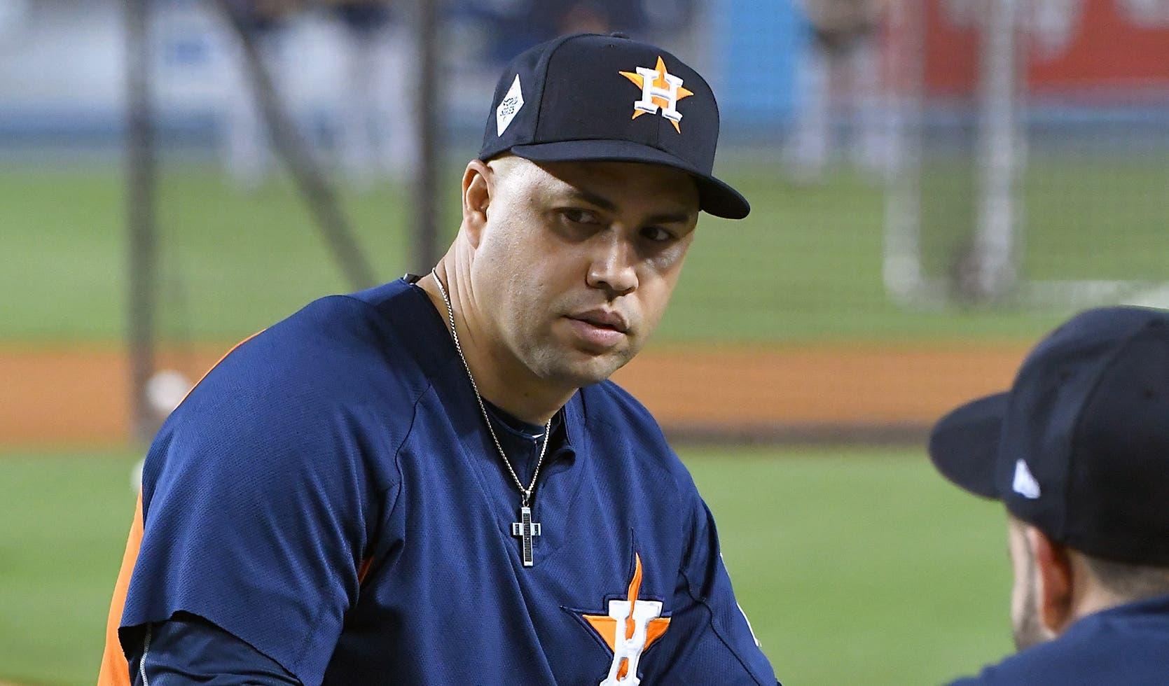 Oct 23, 2017; Los Angeles, CA, USA; Houston Astros designated hitter Carlos Beltran (15) talks to players during batting practice one day prior to game one of the World Series against the Los Angeles Dodgers at Dodger Stadium. / Jayne Kamin-Oncea/USA TODAY Sports