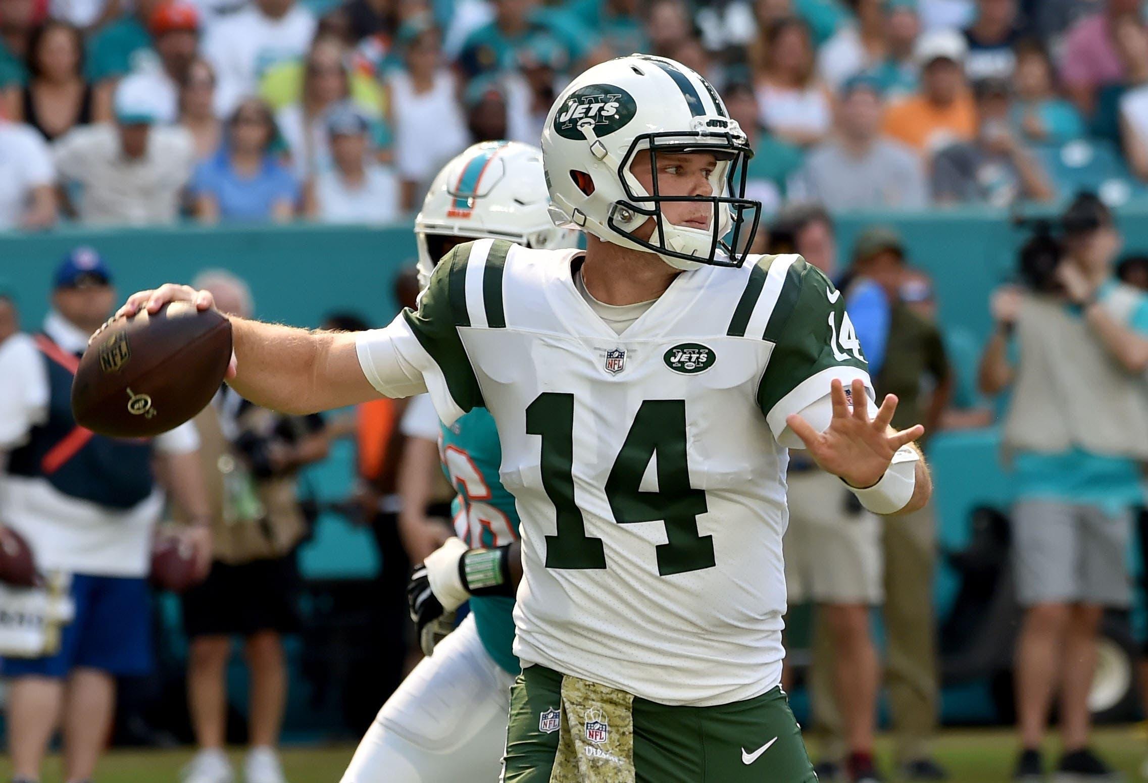 Nov 4, 2018; Miami Gardens, FL, USA; New York Jets quarterback Sam Darnold (14) throws a pass against the Miami Dolphins during the first half at Hard Rock Stadium. Mandatory Credit: Steve Mitchell-USA TODAY Sports / Steve Mitchell