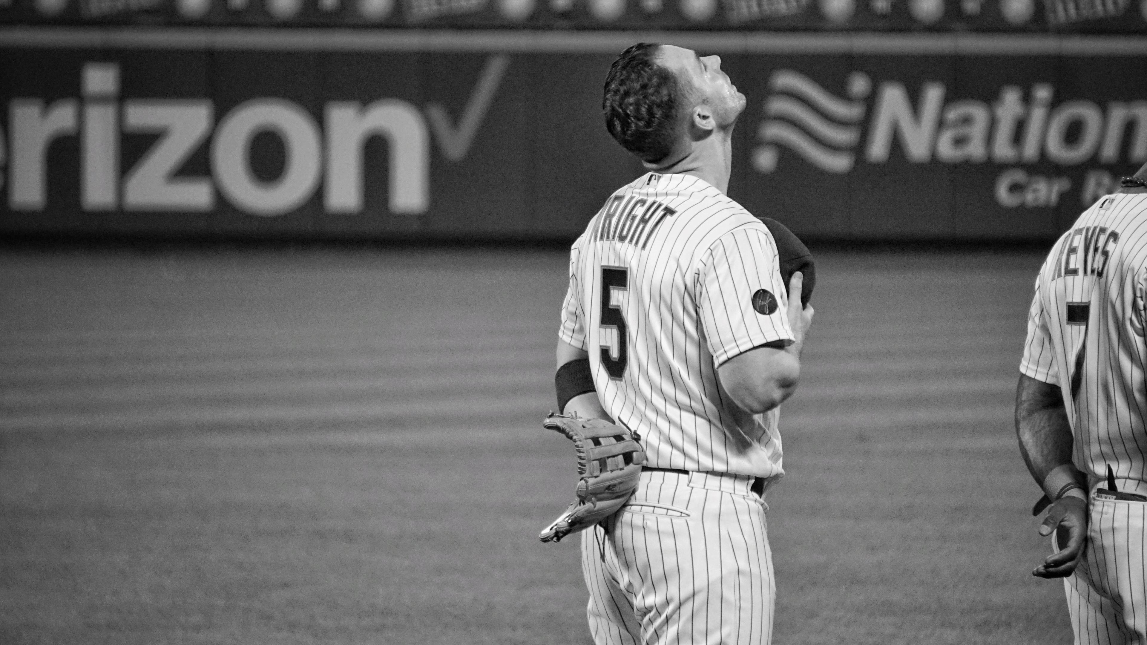 Sept. 29, 2018: David Wright looks to the sky after the National Anthem and before the final game of his career. Credit: Matthew Cerrone, SNYundefined