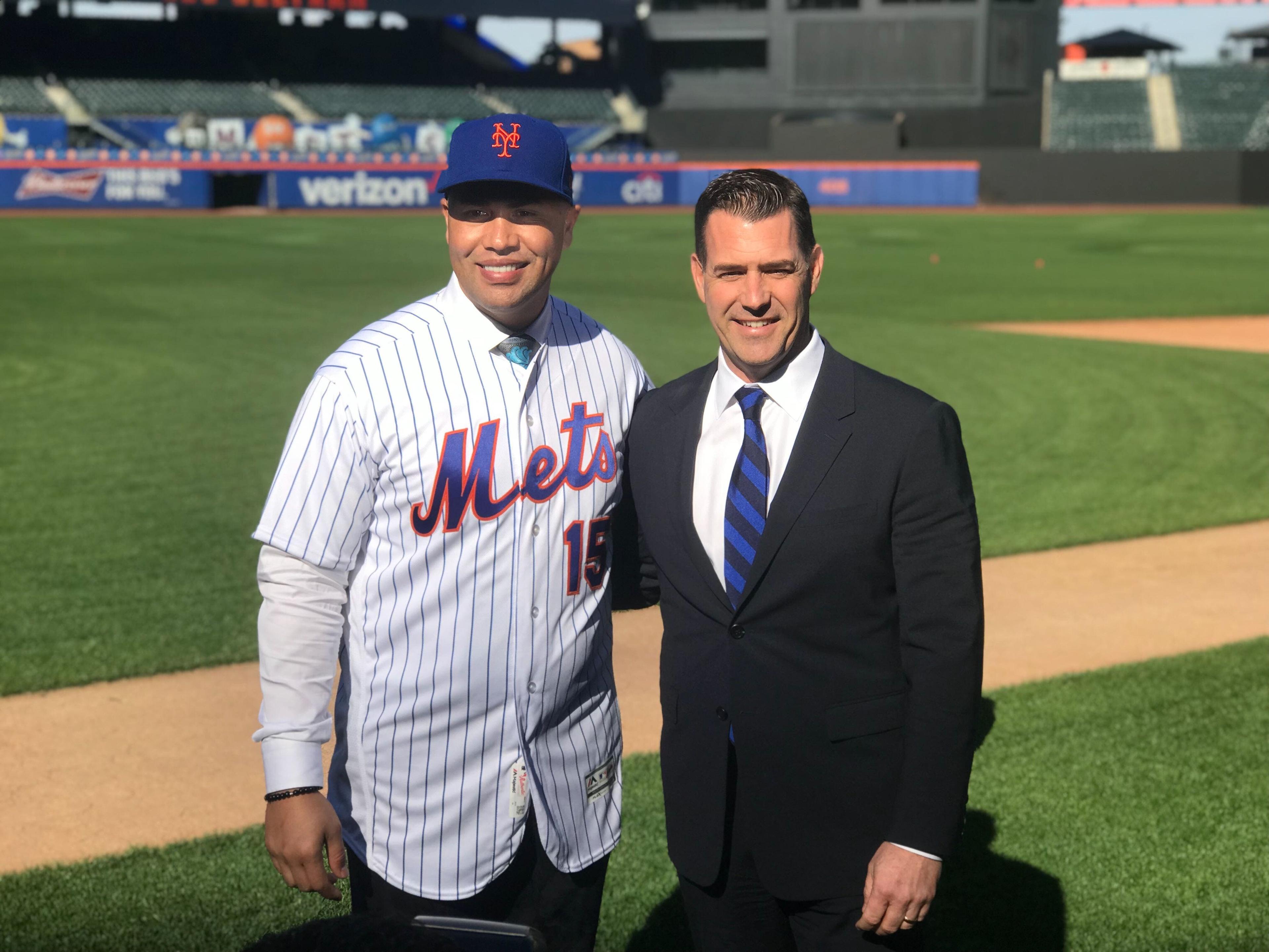 Mets manager Carlos Beltran and Brodie Van Wagenen / SNY