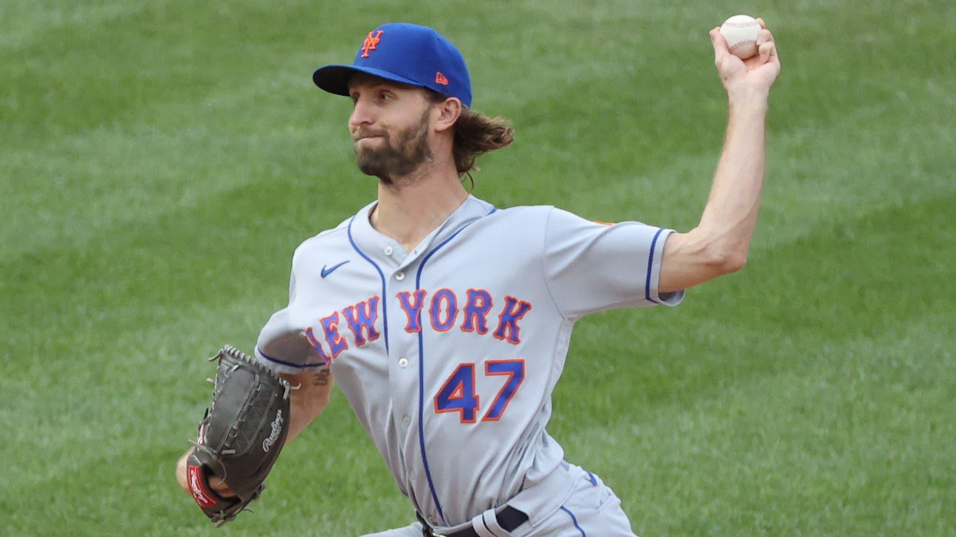 Sep 27, 2020; Washington, District of Columbia, USA; New York Mets relief pitcher Chasen Shreve (47) pitches against the Washington Nationals in the second inning at Nationals Park. Mandatory Credit: Geoff Burke-USA TODAY Sports / Geoff Burke-USA TODAY Sports