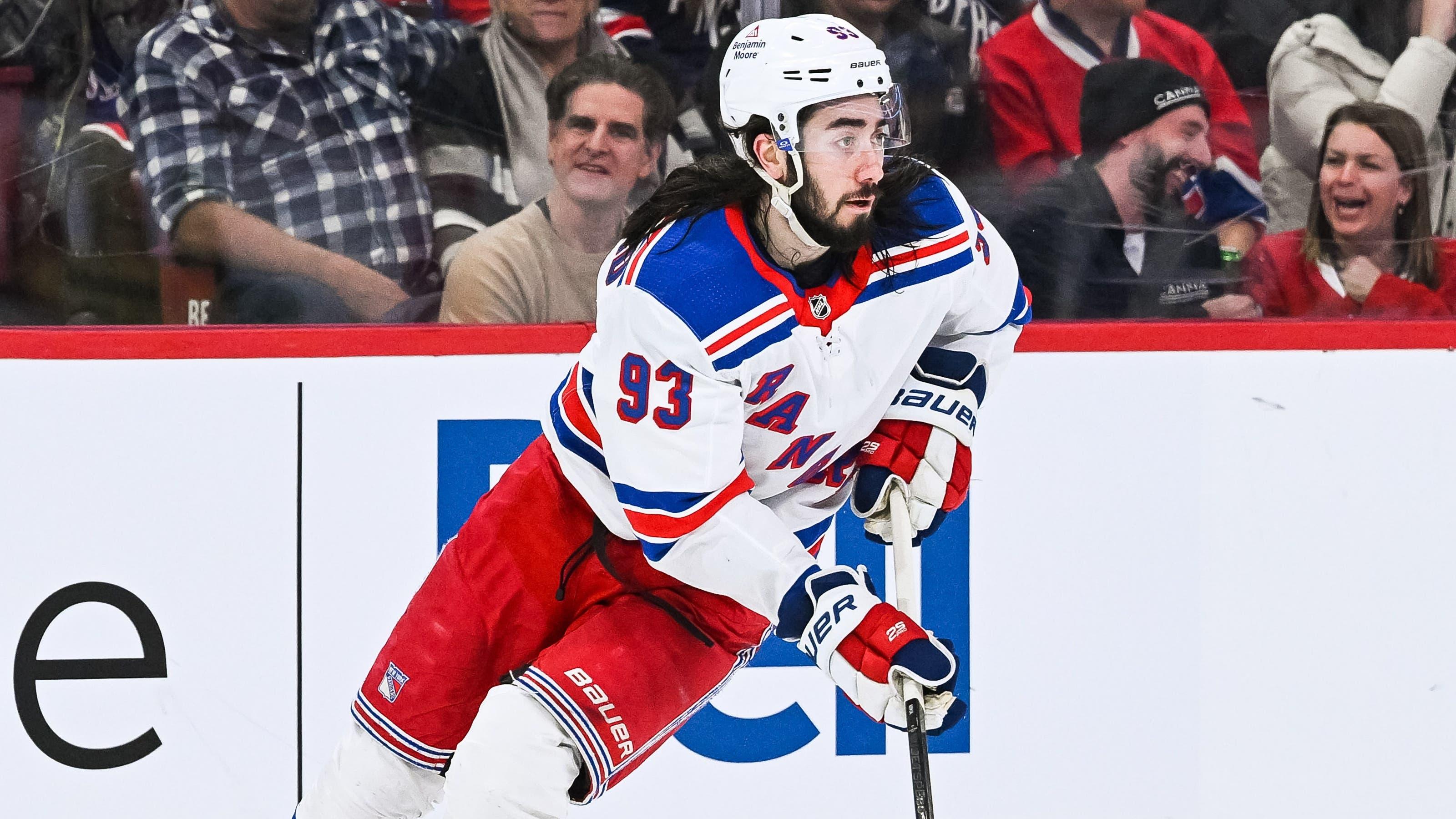 New York Rangers center Mika Zibanejad (93) against the Montreal Canadiens during the second period at Bell Centre / David Kirouac - Imagn Images