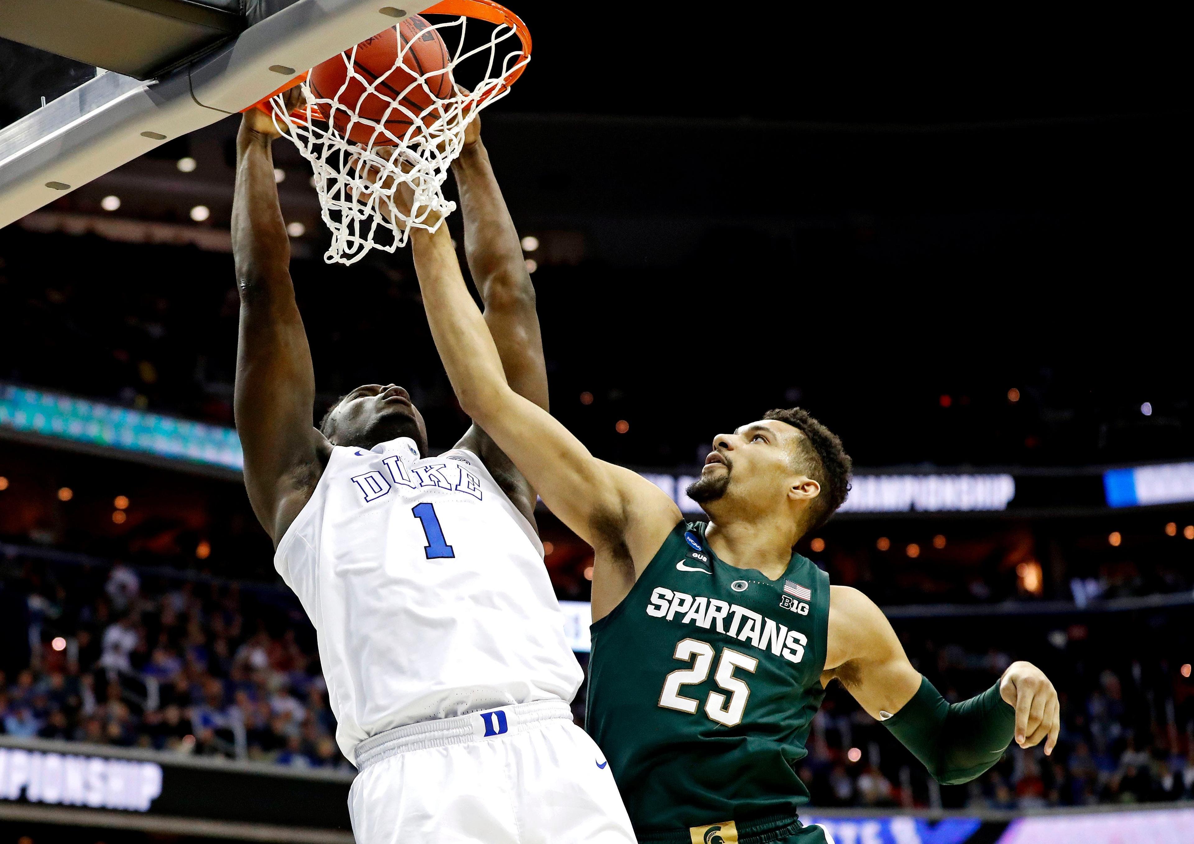 Duke Blue Devils forward Zion Williamson dunks the ball against in the championship game of the East Regional of the 2019 NCAA Tournament at Capital One Arena. / Geoff Burke/USA TODAY Sports