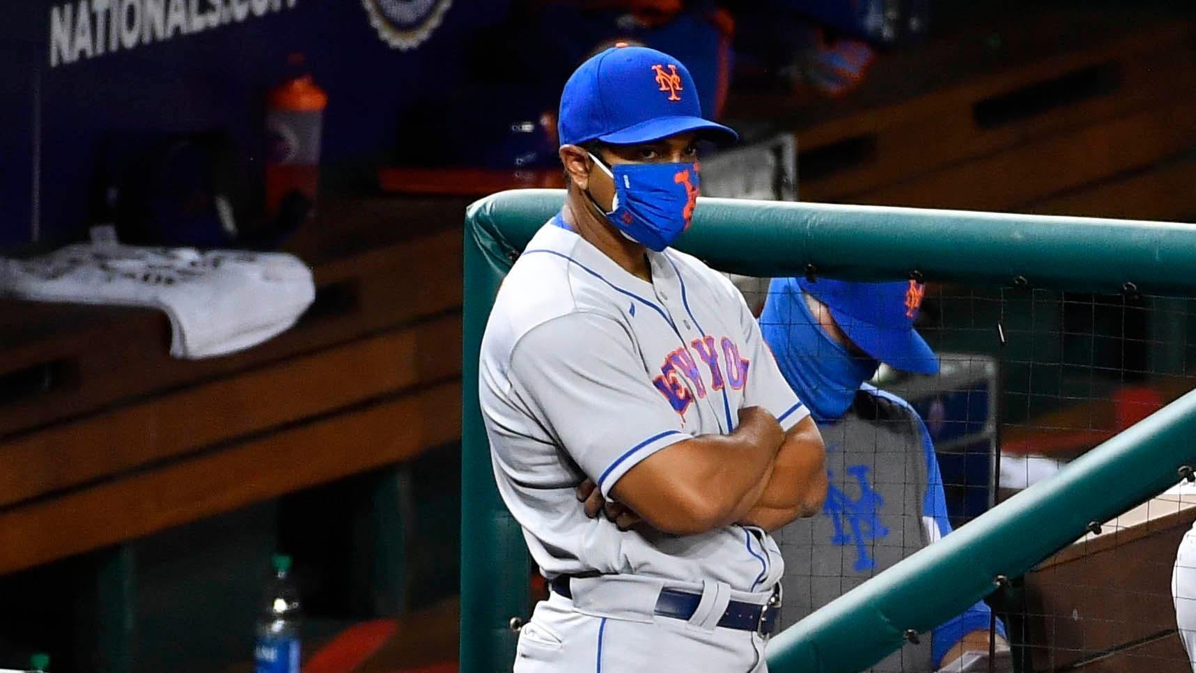 New York Mets manager Luis Rojas (19) looks on / USA TODAY Sports