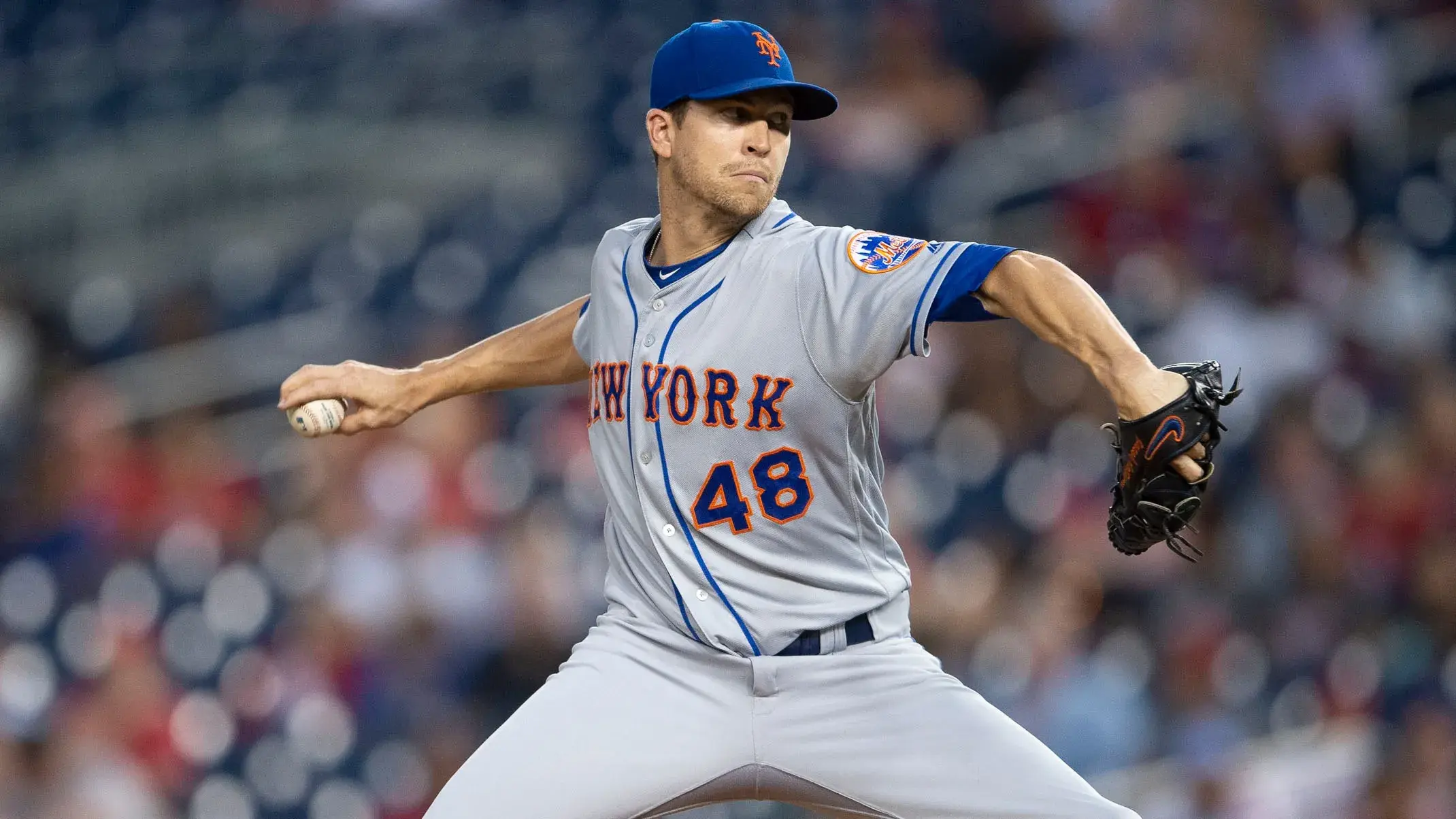 New York Mets starting pitcher Jacob deGrom (48) delivers a pitch / USA TODAY Sports