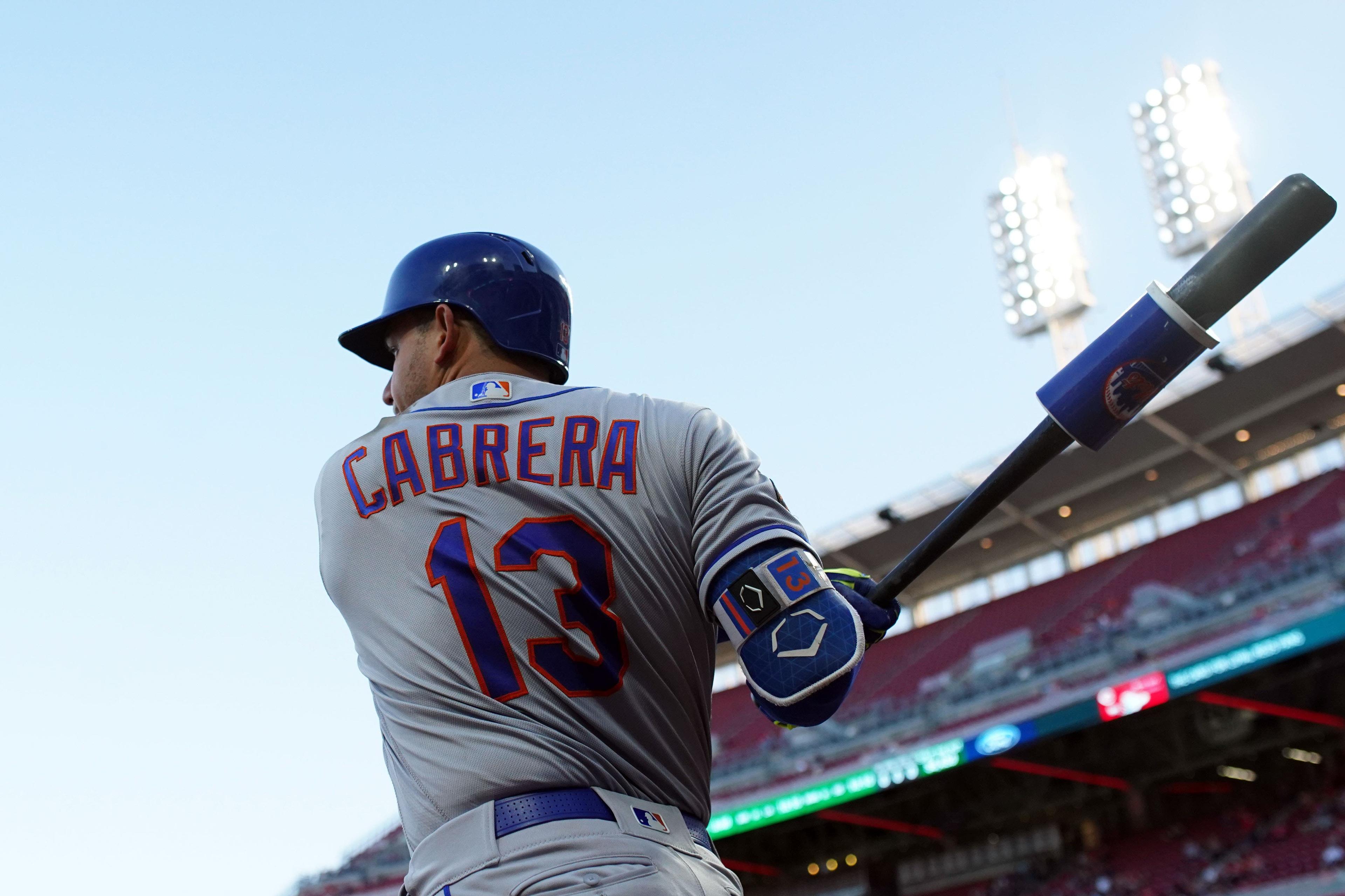 May 8, 2018; Cincinnati, OH, USA; New York Mets shortstop Asdrubal Cabrera (13) against the Cincinnati Reds at Great American Ball Park. Mandatory Credit: Aaron Doster-USA TODAY Sports / Aaron Doster