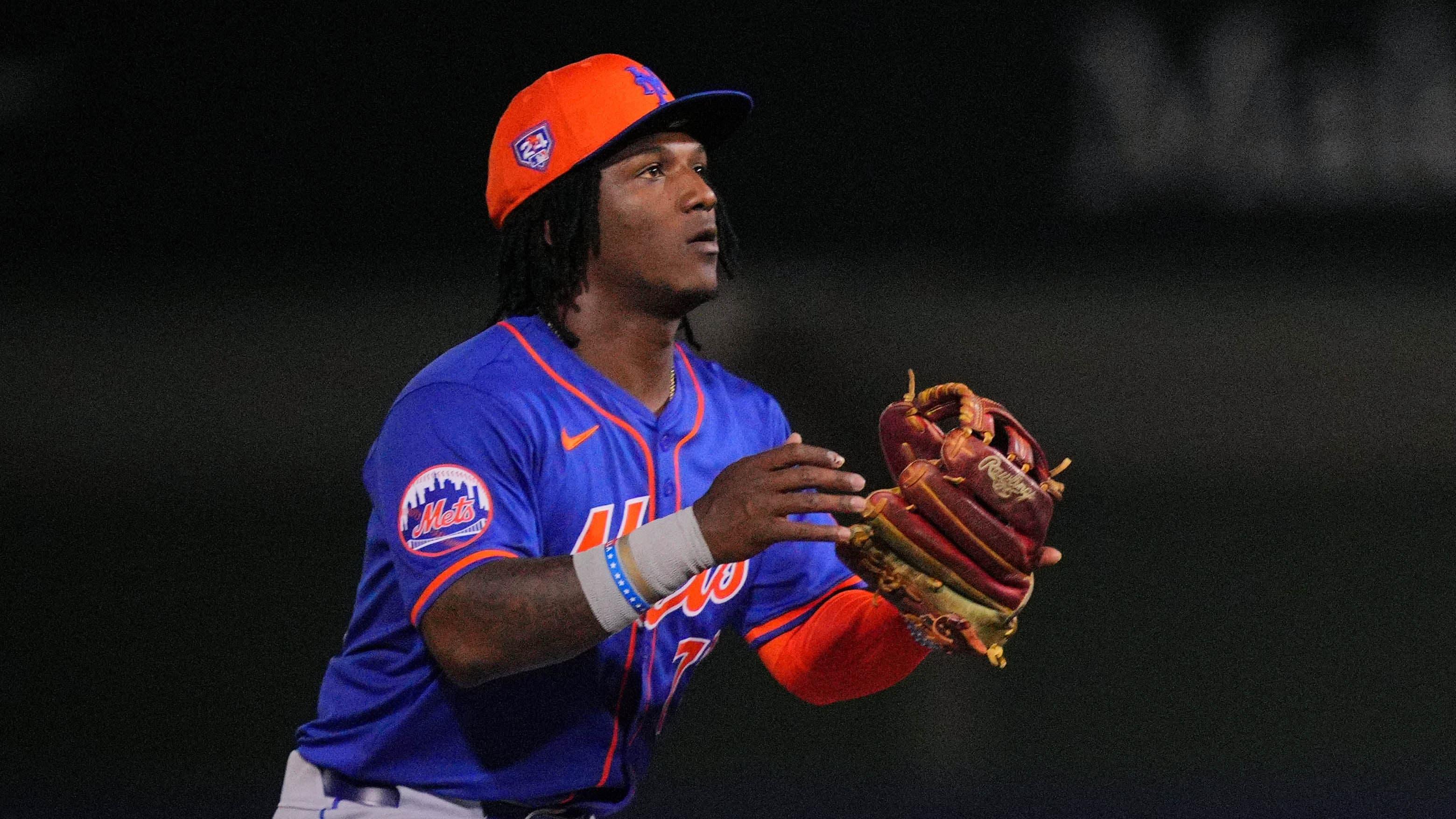 Houston Astros outfielder Pedro Leon steals second base as New York Mets second baseman Luisangel Acuna (73) waits for the ball in the seventh inning at The Ballpark of the Palm Beaches. / Jim Rassol - USA TODAY Sports