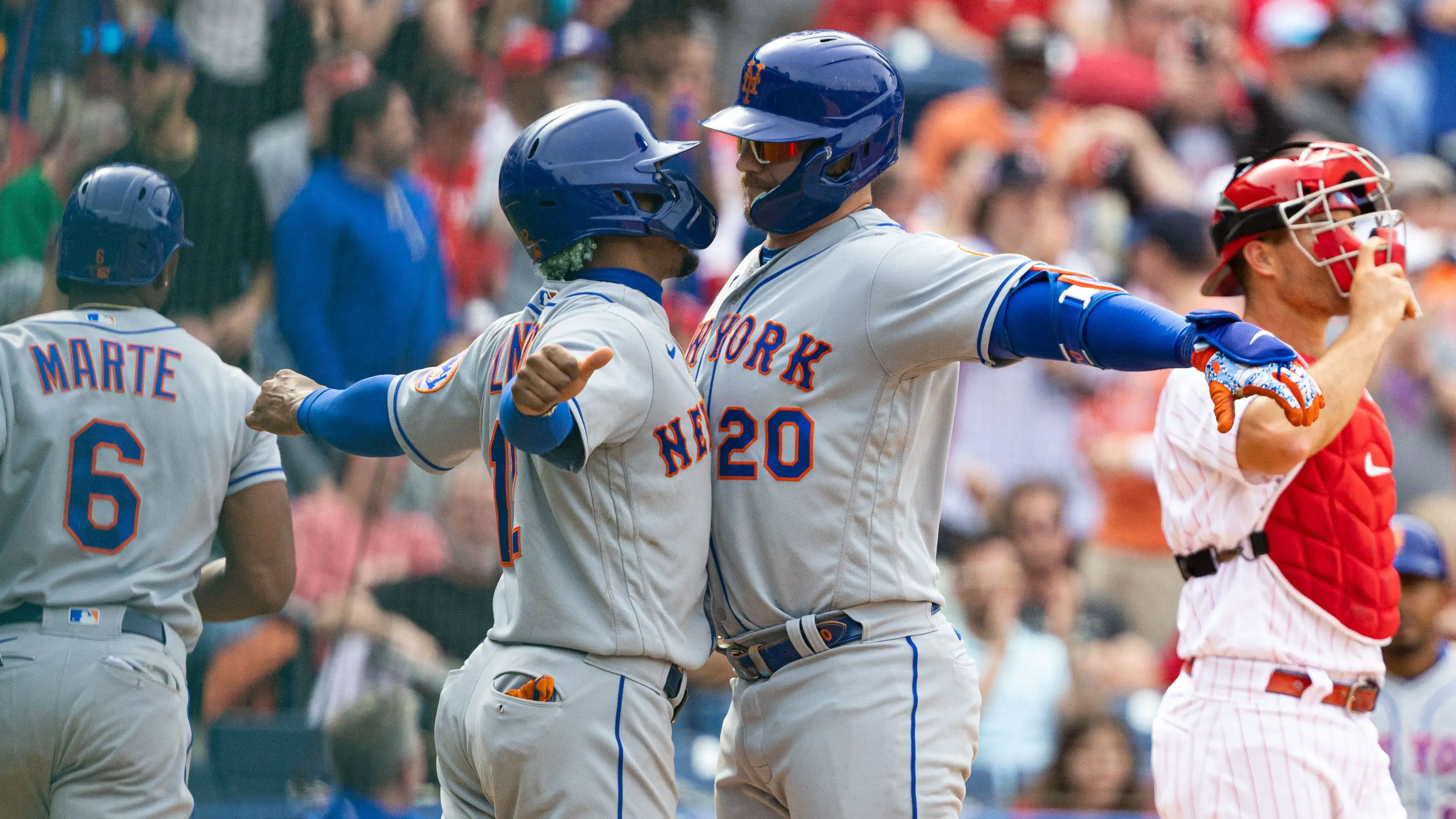 Pete Alonso and Francisco Lindor / Bill Streicher-USA TODAY Sports