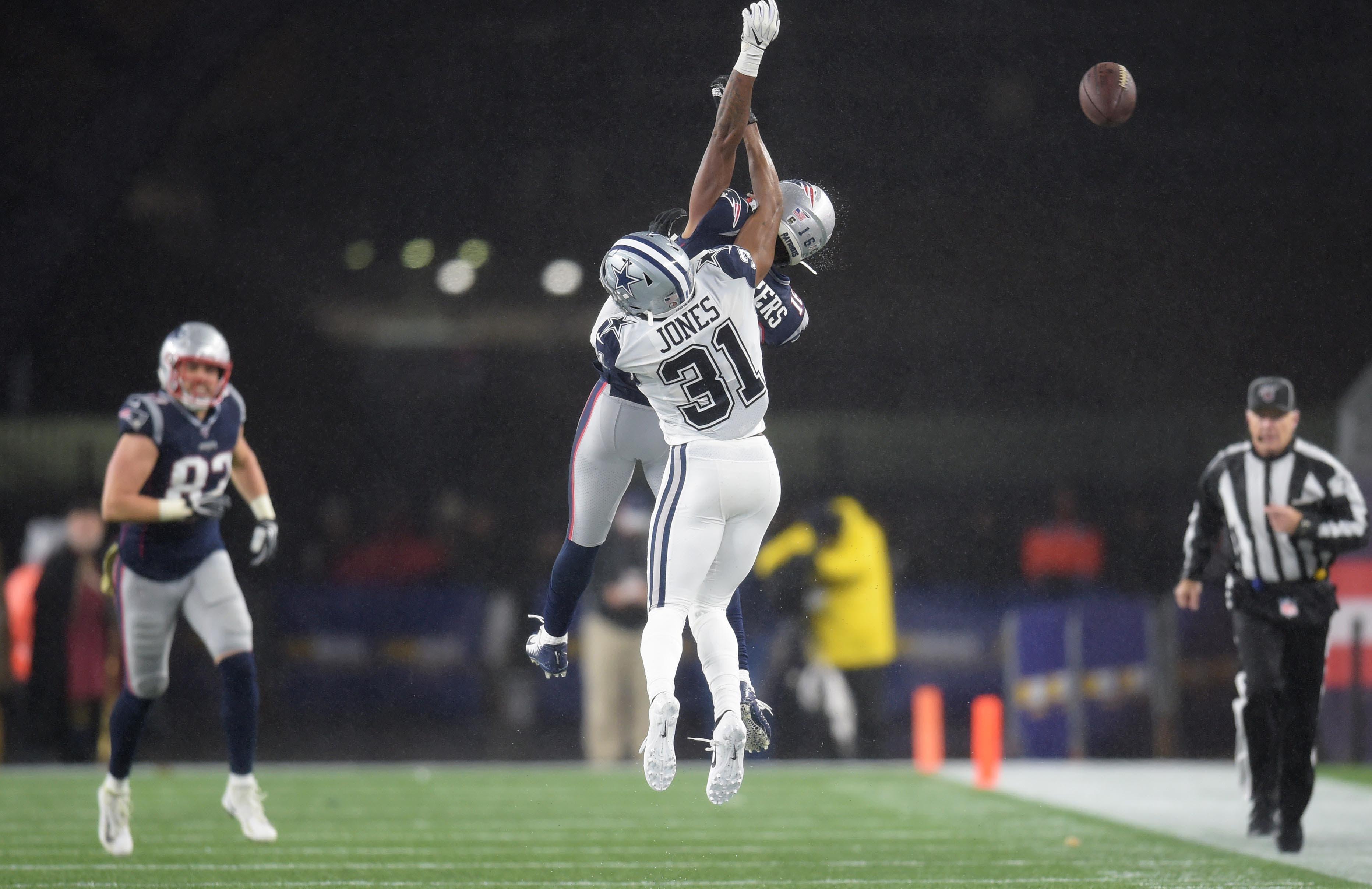 Nov 24, 2019; Foxborough, MA, USA; New England Patriots wide receiver Jakobi Meyers (16) and Dallas Cowboys cornerback Byron Jones (31) jump for the ball during the second half at Gillette Stadium. Mandatory Credit: Bob DeChiara-USA TODAY Sports / Bob DeChiara