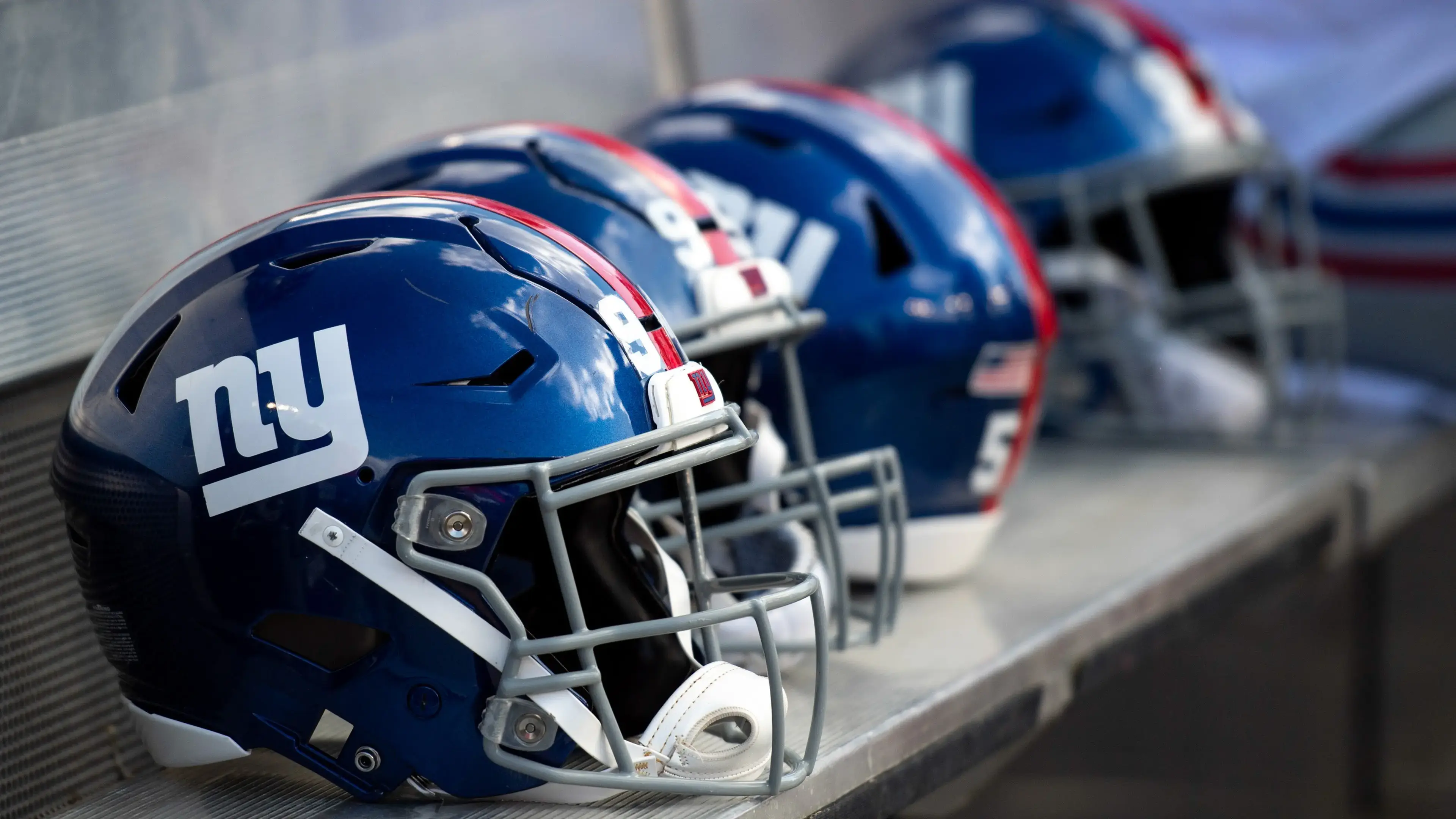 Giants helmet / USA TODAY