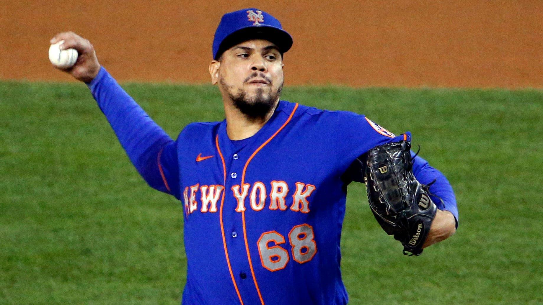 Sep 26, 2020; Washington, District of Columbia, USA; New York Mets relief pitcher Dellin Betances (68) throws the ball during the fifth inning against the Washington Nationals at Nationals Park. / Amber Searls-USA TODAY Sports