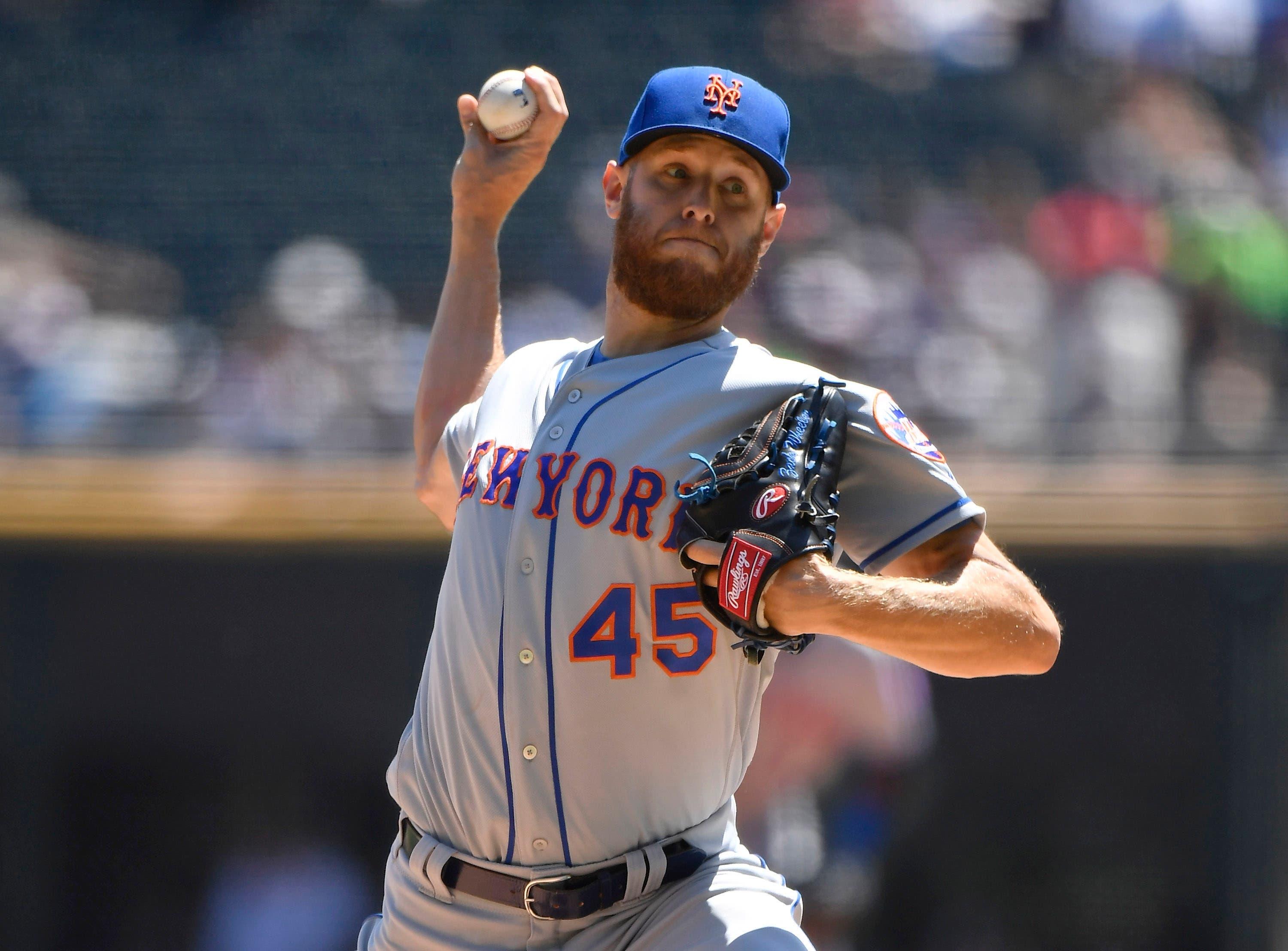 Aug 1, 2019; Chicago, IL, USA; New York Mets starting pitcher Zack Wheeler (45) delivers the ball in the first inning against the Chicago White Sox at Guaranteed Rate Field. Mandatory Credit: Quinn Harris-USA TODAY Sports / Quinn Harris