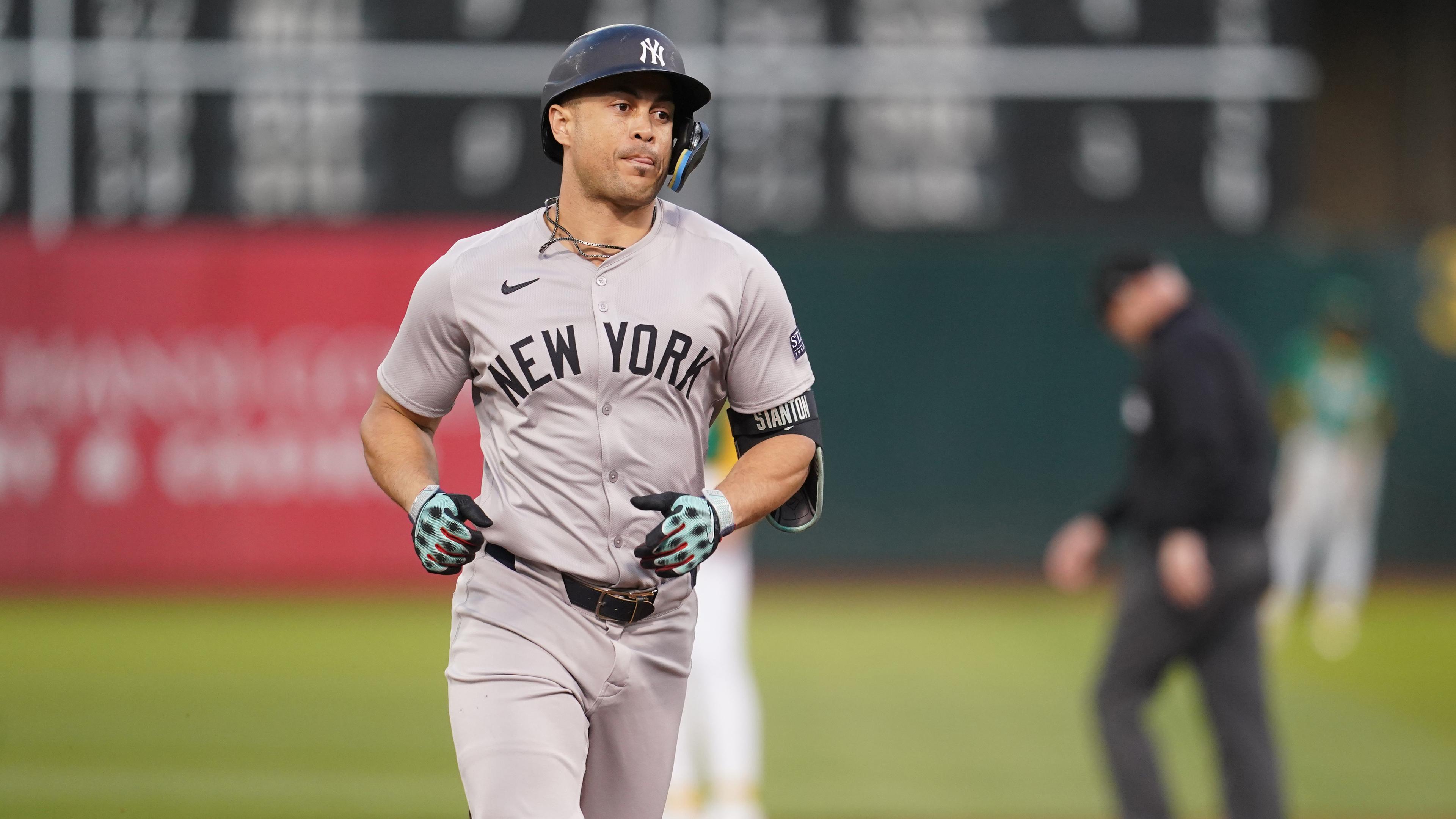 Yankees smash three home runs in 10-0 rout of A's