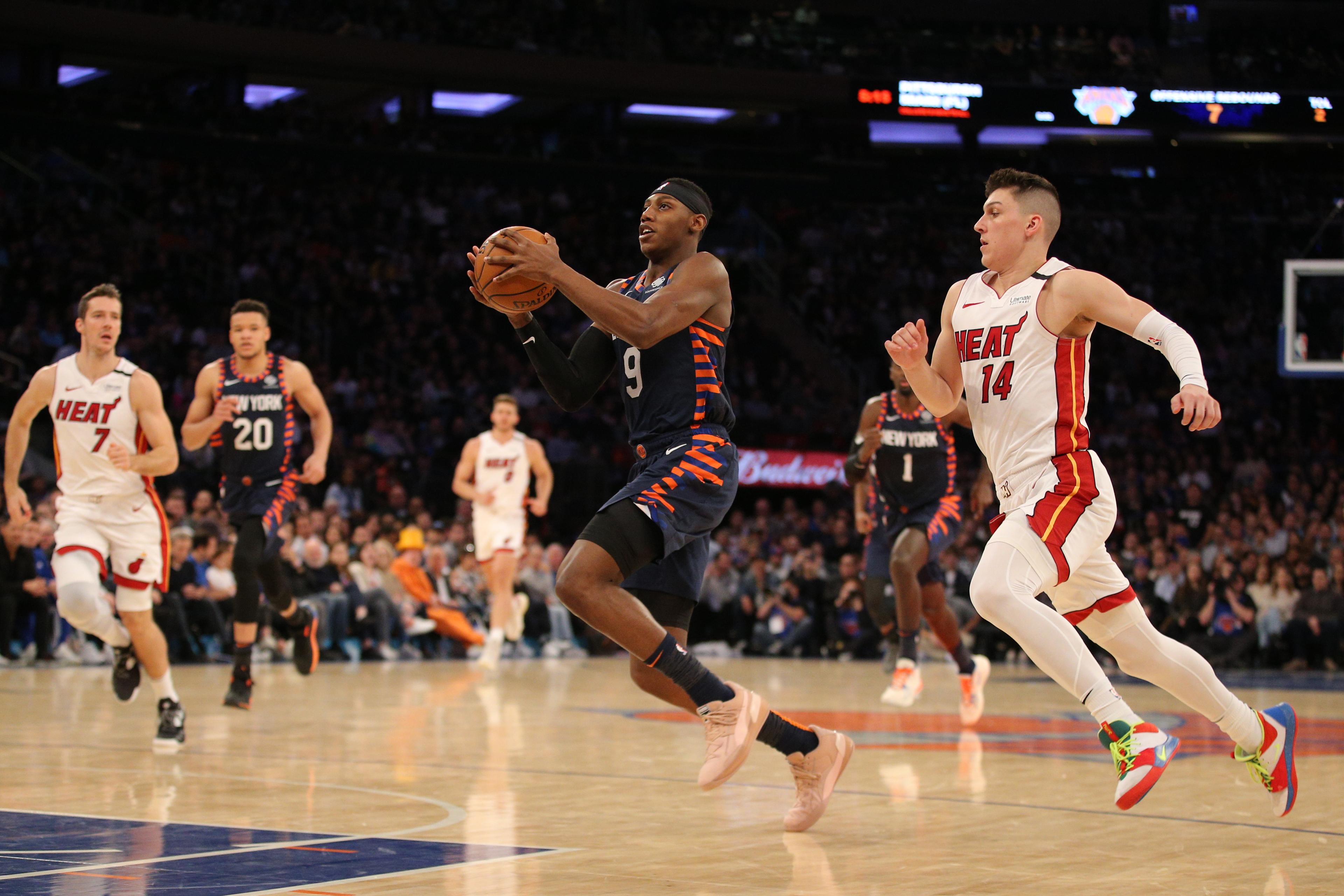 RJ Barrett's clutch plays down stretch key Knicks' comeback win over Heat