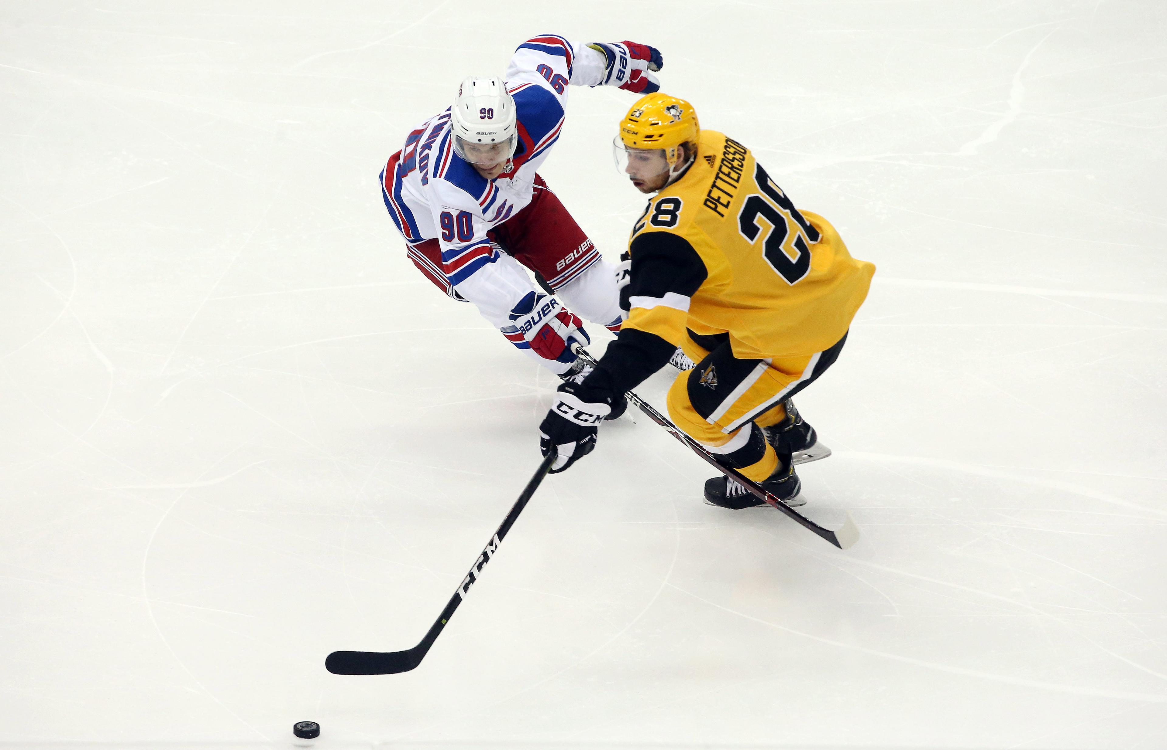 Rangers can't finish comeback in 6-5 loss to Penguins