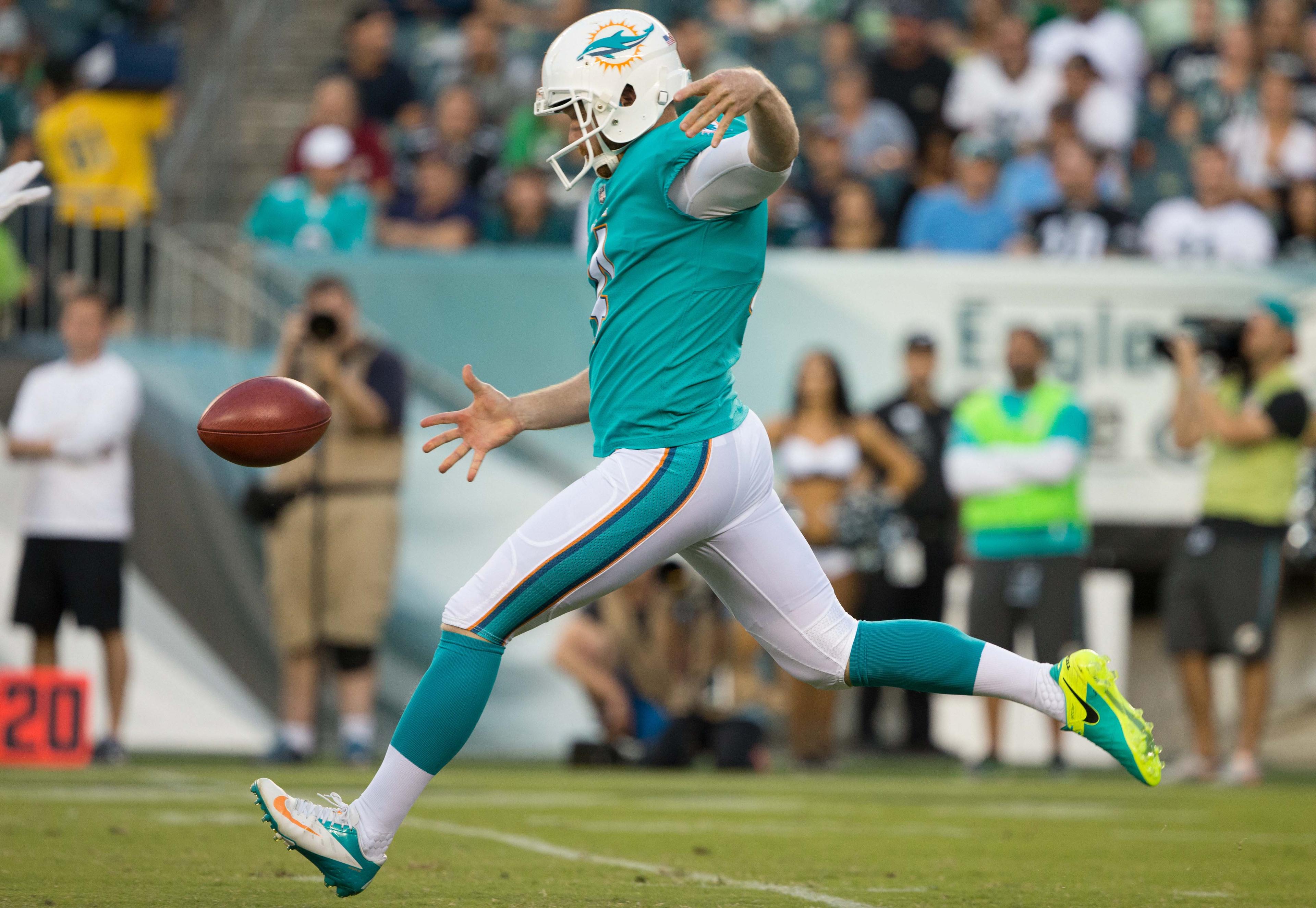 Aug 24, 2017; Philadelphia, PA, USA; Miami Dolphins punter Matt Darr (4) in action against the Philadelphia Eagles at Lincoln Financial Field. Mandatory Credit: Bill Streicher-USA TODAY Sports / Bill Streicher