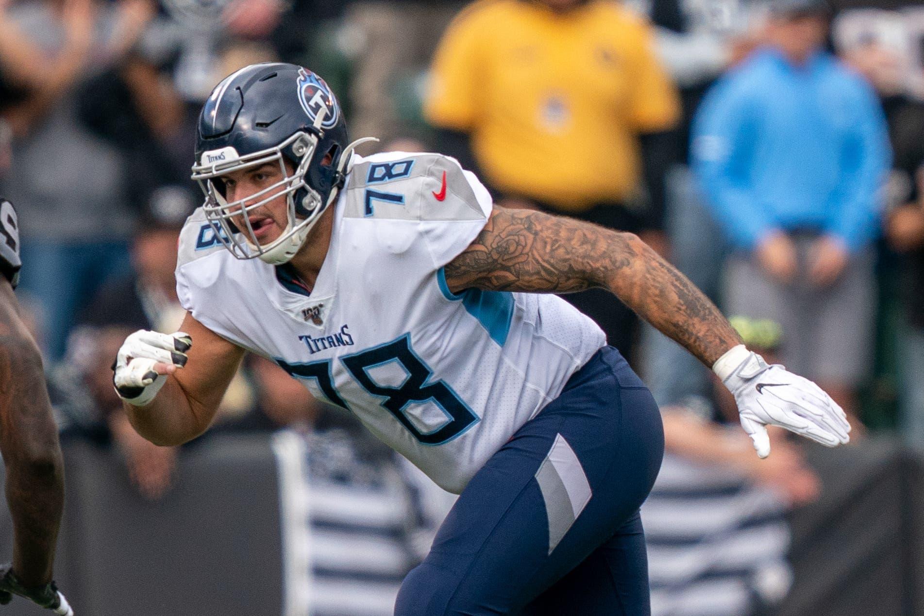 December 8, 2019; Oakland, CA, USA; Tennessee Titans offensive tackle Jack Conklin (78) during the first quarter against the Oakland Raiders at Oakland Coliseum. Mandatory Credit: Kyle Terada-USA TODAY Sports / Kyle Terada