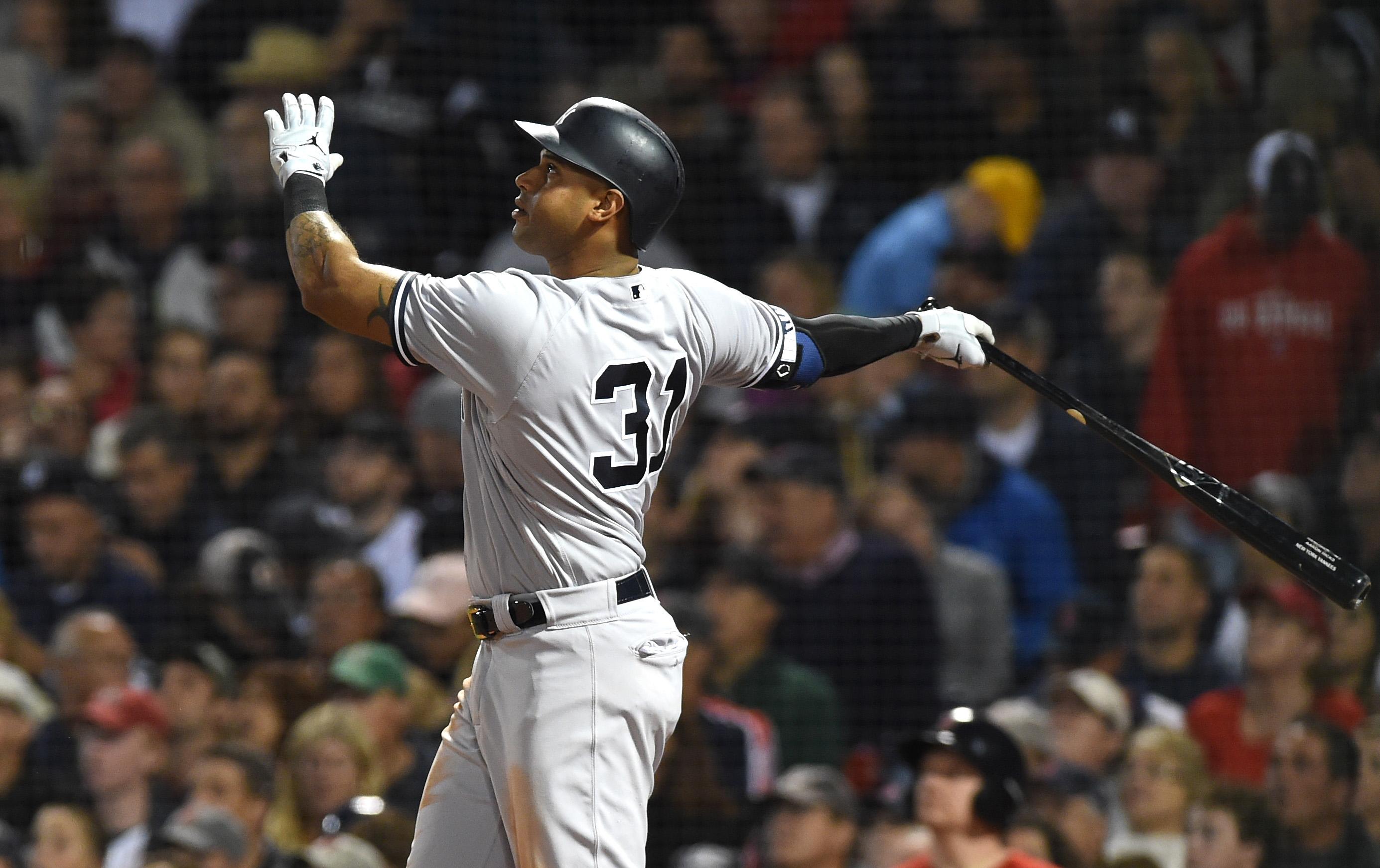 Aaron Hicks (31) Mandatory Credit: Bob DeChiara-USA TODAY Sports