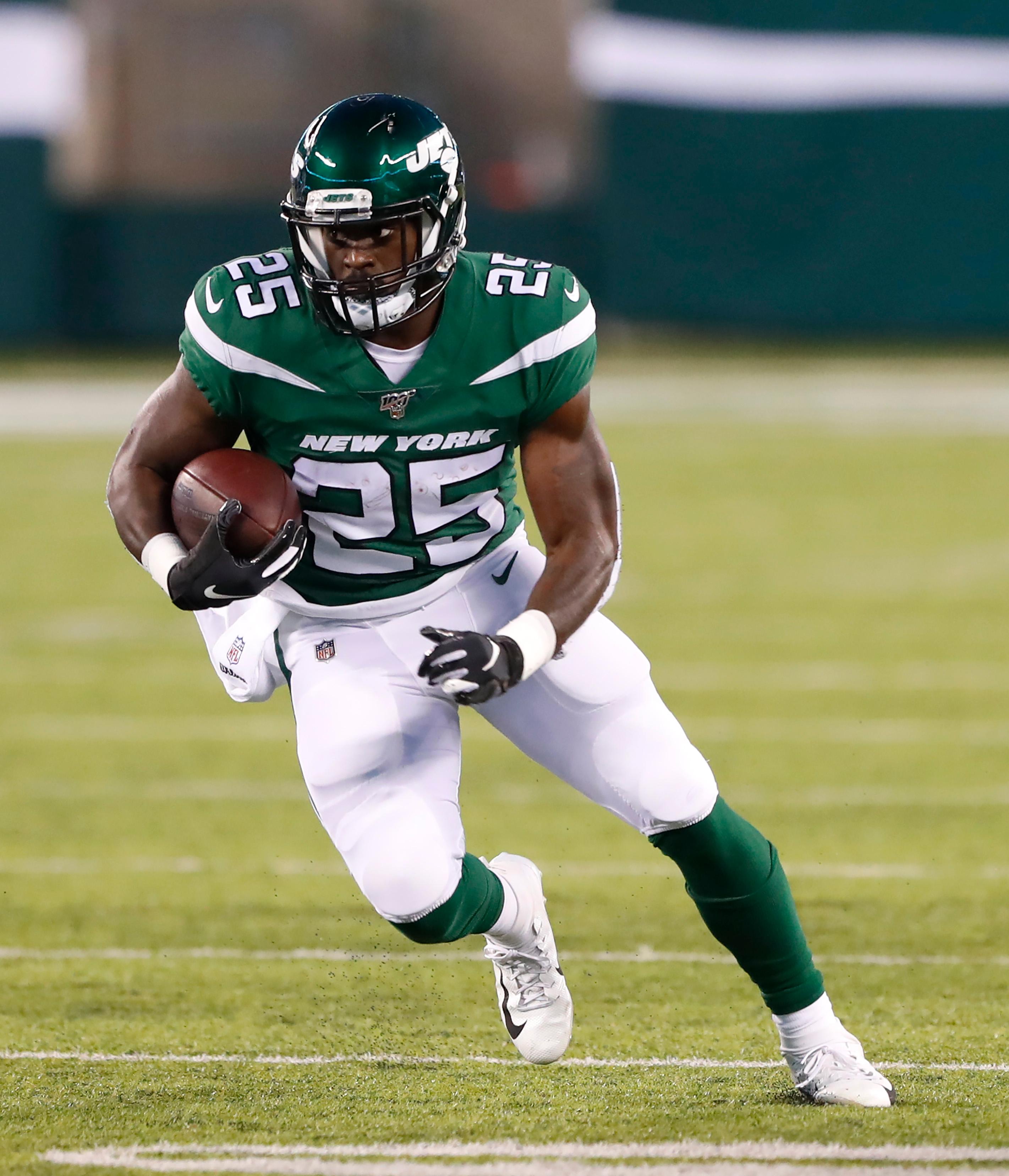 Aug 29, 2019; East Rutherford, NJ, USA; New York Jets running back Elijah McGuire (25) rush for yardage against the Philadelphia Eagles during the second quarter at MetLife Stadium. Mandatory Credit: Noah K. Murray-USA TODAY Sports