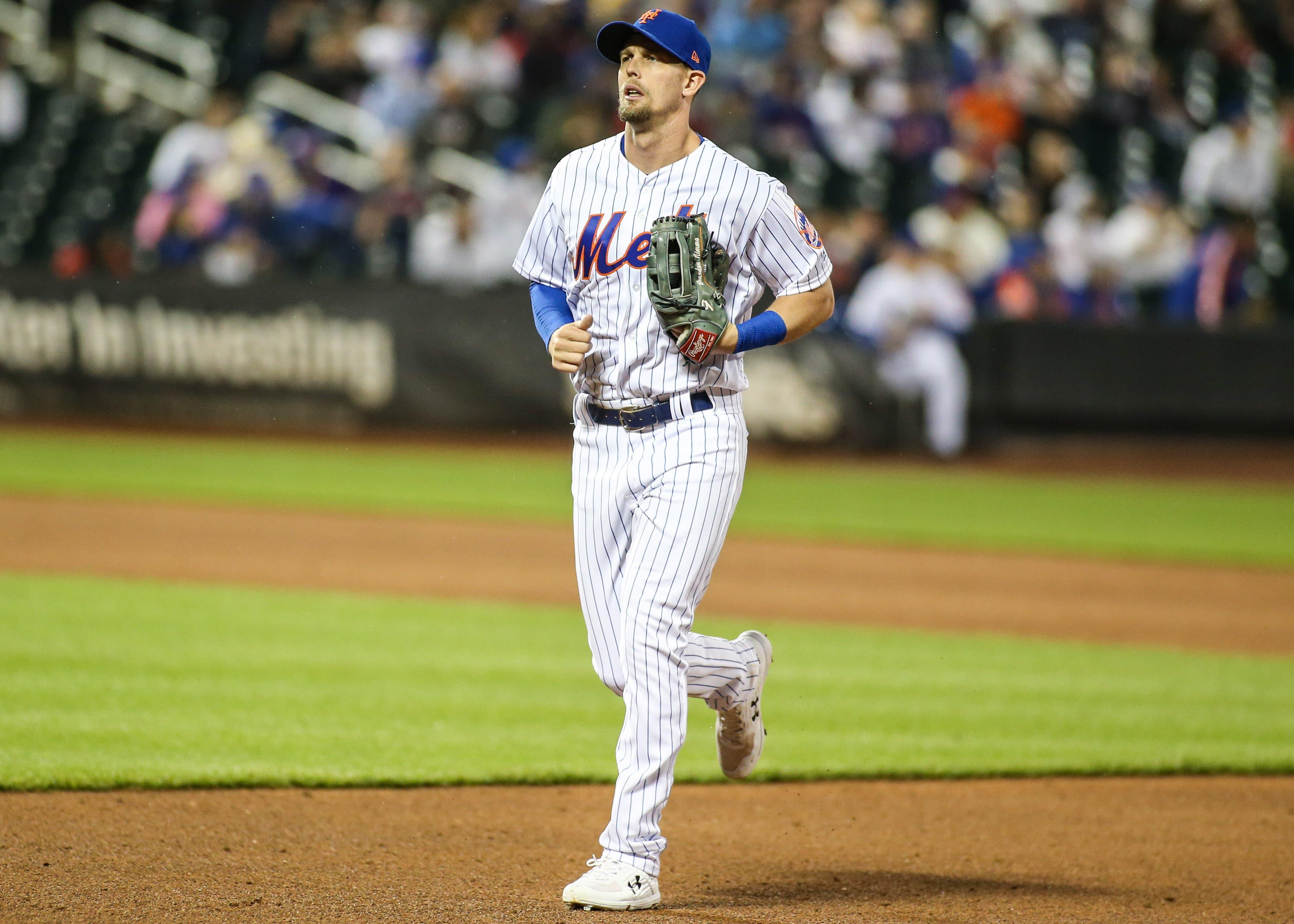 Apr 23, 2019; New York City, NY, USA; New York Mets left fielder Jeff McNeil (6) at Citi Field. Mandatory Credit: Wendell Cruz-USA TODAY Sports / Wendell Cruz