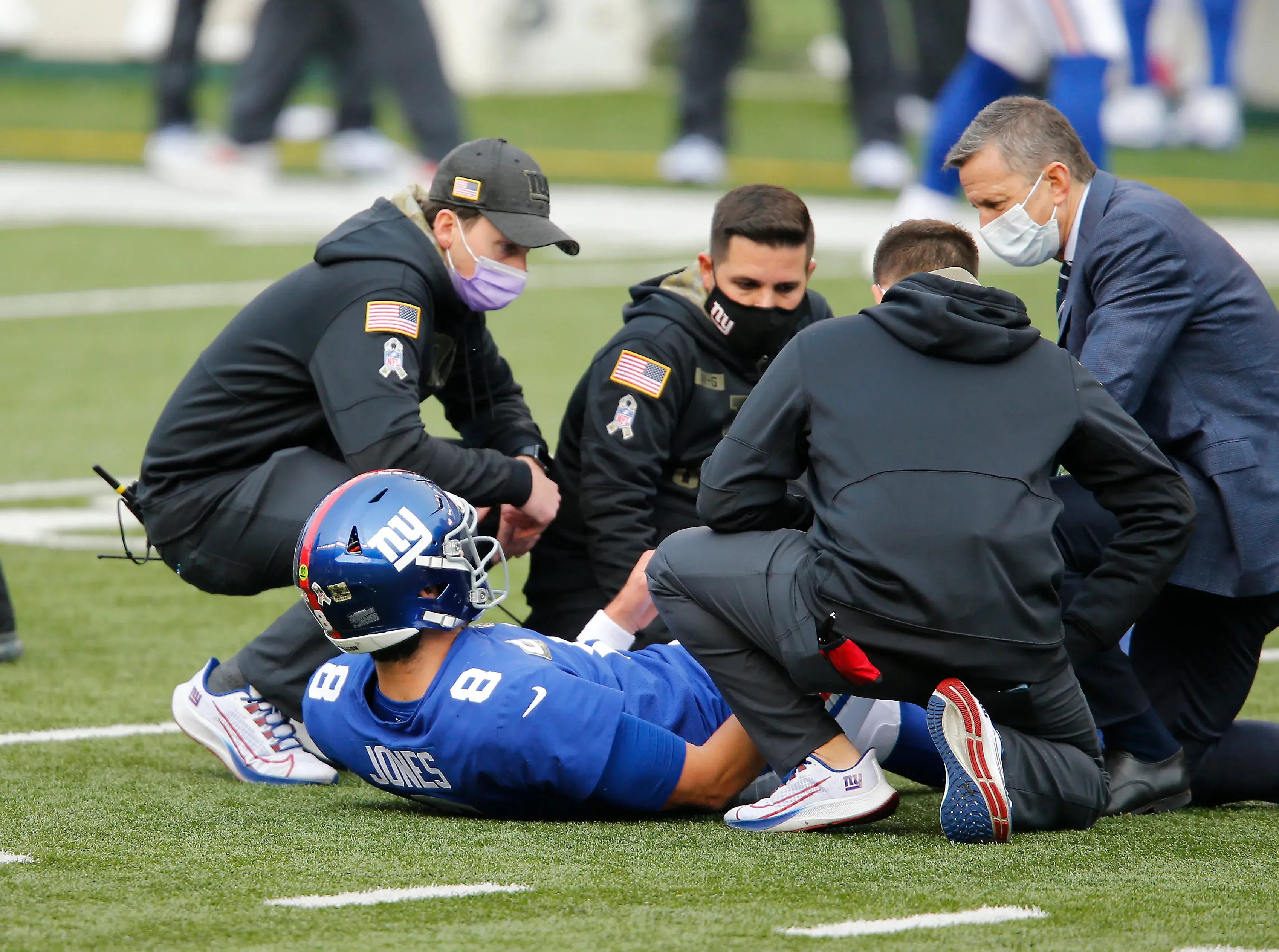 Nov 29, 2020; Cincinnati, Ohio, USA; New York Giants quarterback Daniel Jones (8) is injured during the third quarter against the Cincinnati Bengals at Paul Brown Stadium. Mandatory Credit: Joseph Maiorana-USA TODAY Sports / © Joseph Maiorana-USA TODAY Sports