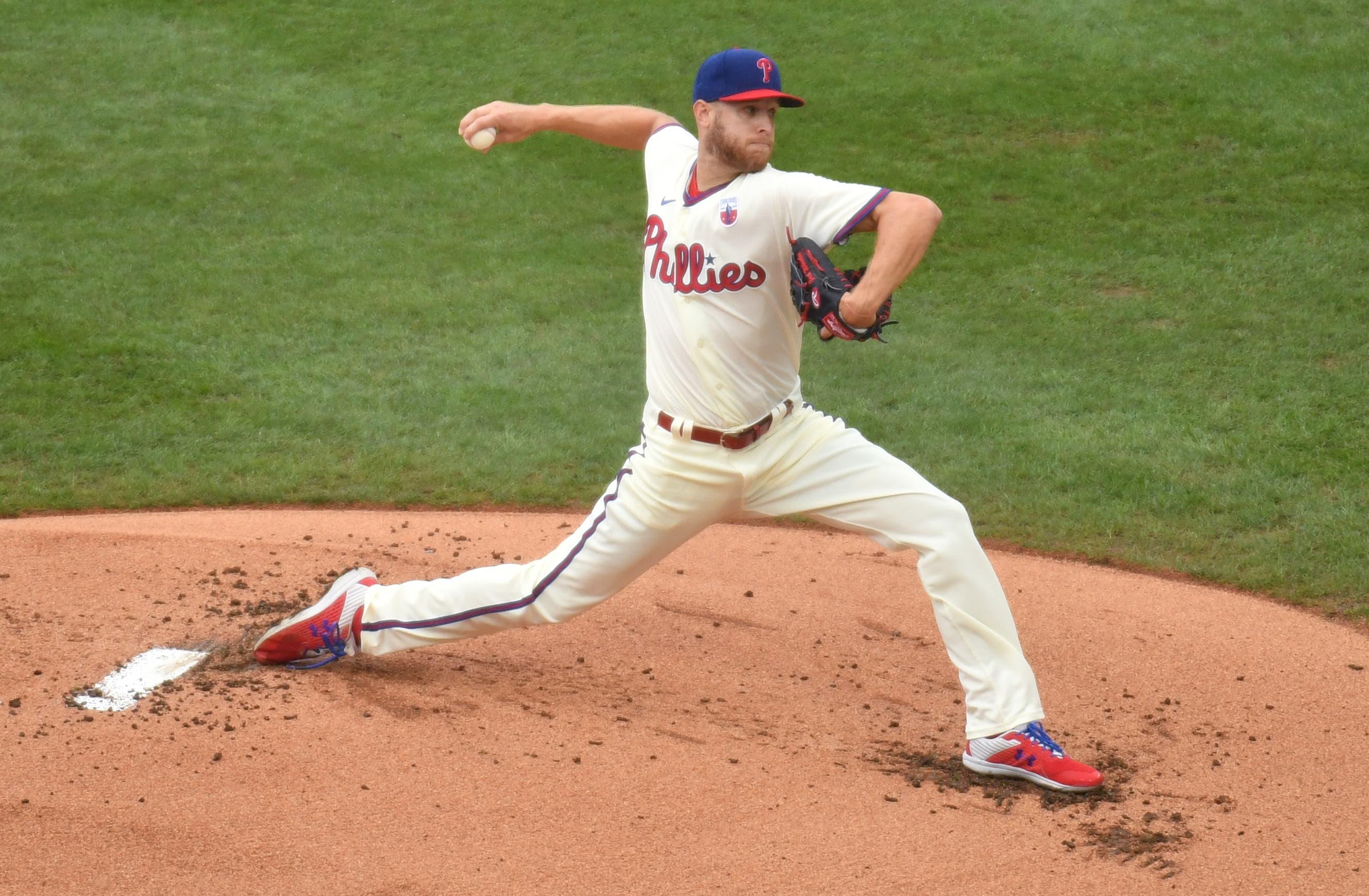 Aug 16, 2020; Philadelphia, Pennsylvania, USA; Philadelphia Phillies starting pitcher Zack Wheeler (45) throws a pitch during the first inning against the New York Mets at Citizens Bank Park. Mandatory Credit: Eric Hartline-USA TODAY Sports / © Eric Hartline-USA TODAY Sports