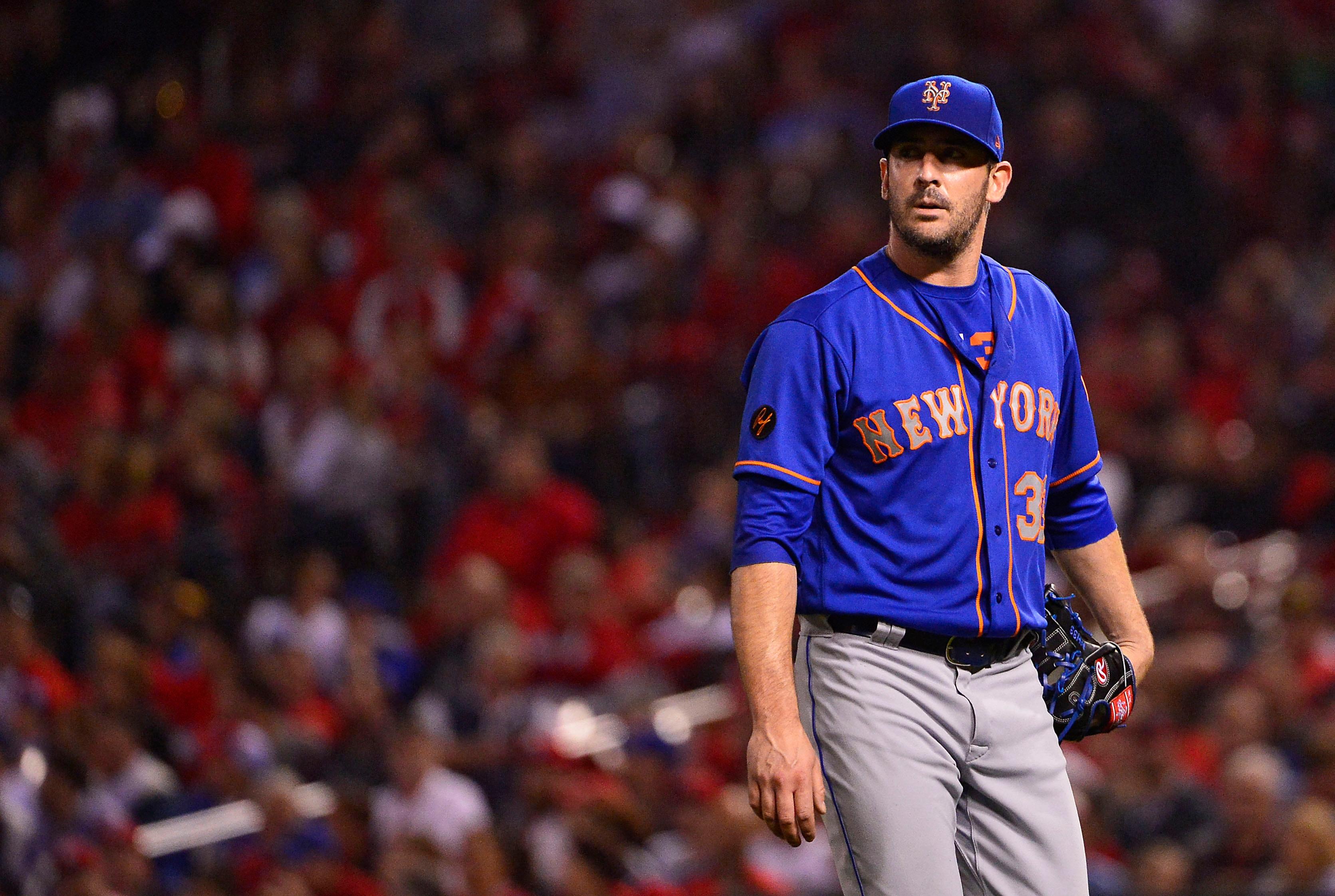 Apr 24, 2018; St. Louis, MO, USA; New York Mets relief pitcher Matt Harvey (33) walks off the field after the final out of the fifth inning against the St. Louis Cardinals at Busch Stadium. Mandatory Credit: Jeff Curry-USA TODAY Sports