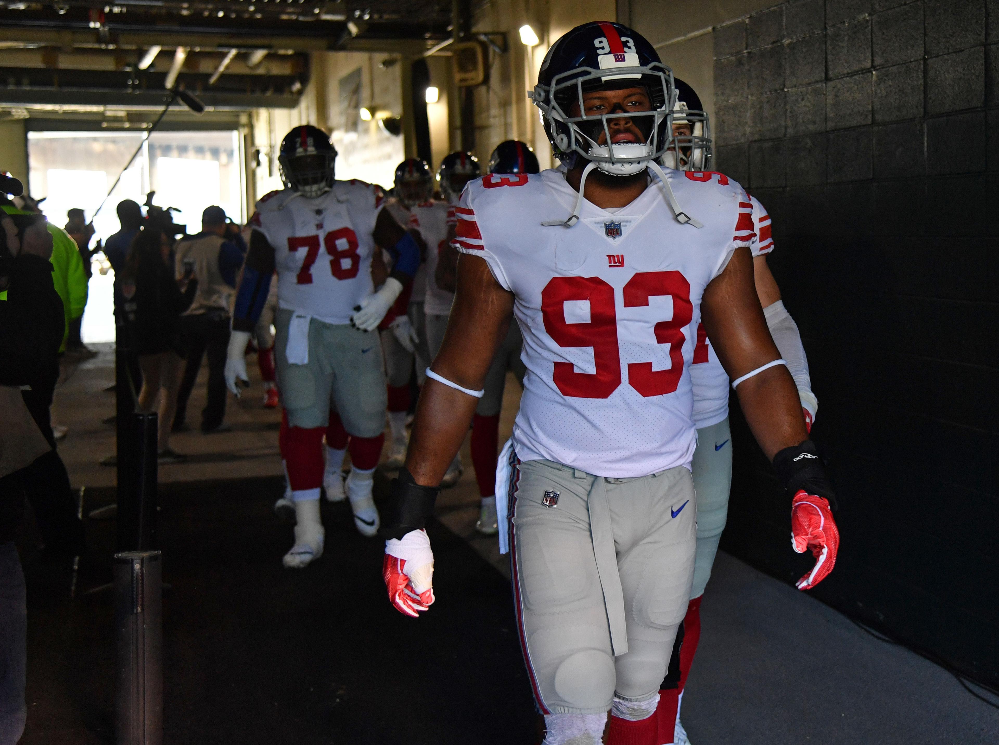 Nov 25, 2018; Philadelphia, PA, USA; New York Giants middle linebacker B.J. Goodson (93) walks out of the tunnel before game against the Philadelphia Eagles at Lincoln Financial Field. Mandatory Credit: Eric Hartline-USA TODAY Sports