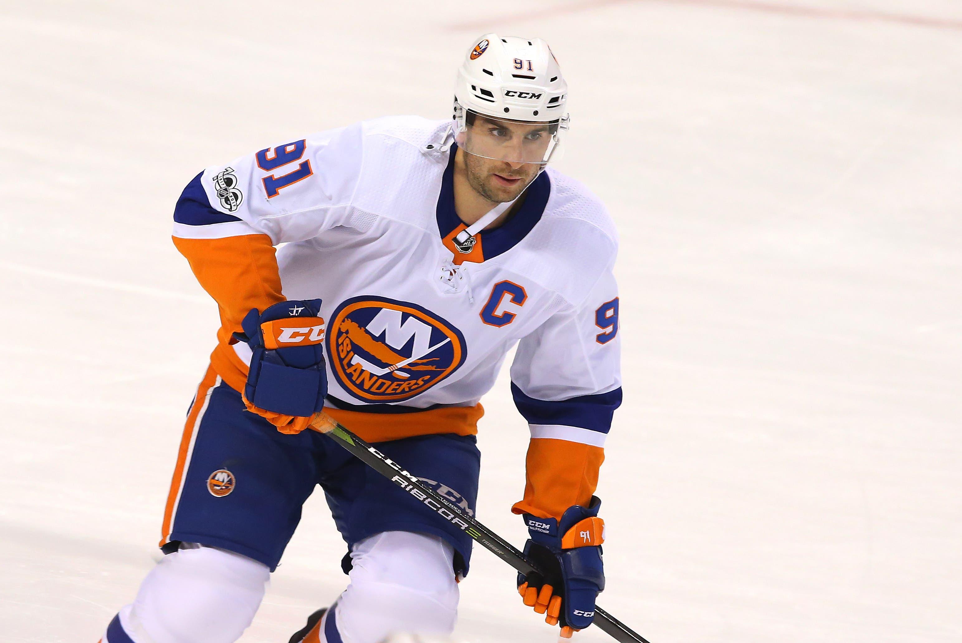 New York Islanders center John Tavares skates before a game against the Florida Panthers at BB&T Center. / Robert Mayer/USA TODAY Sports