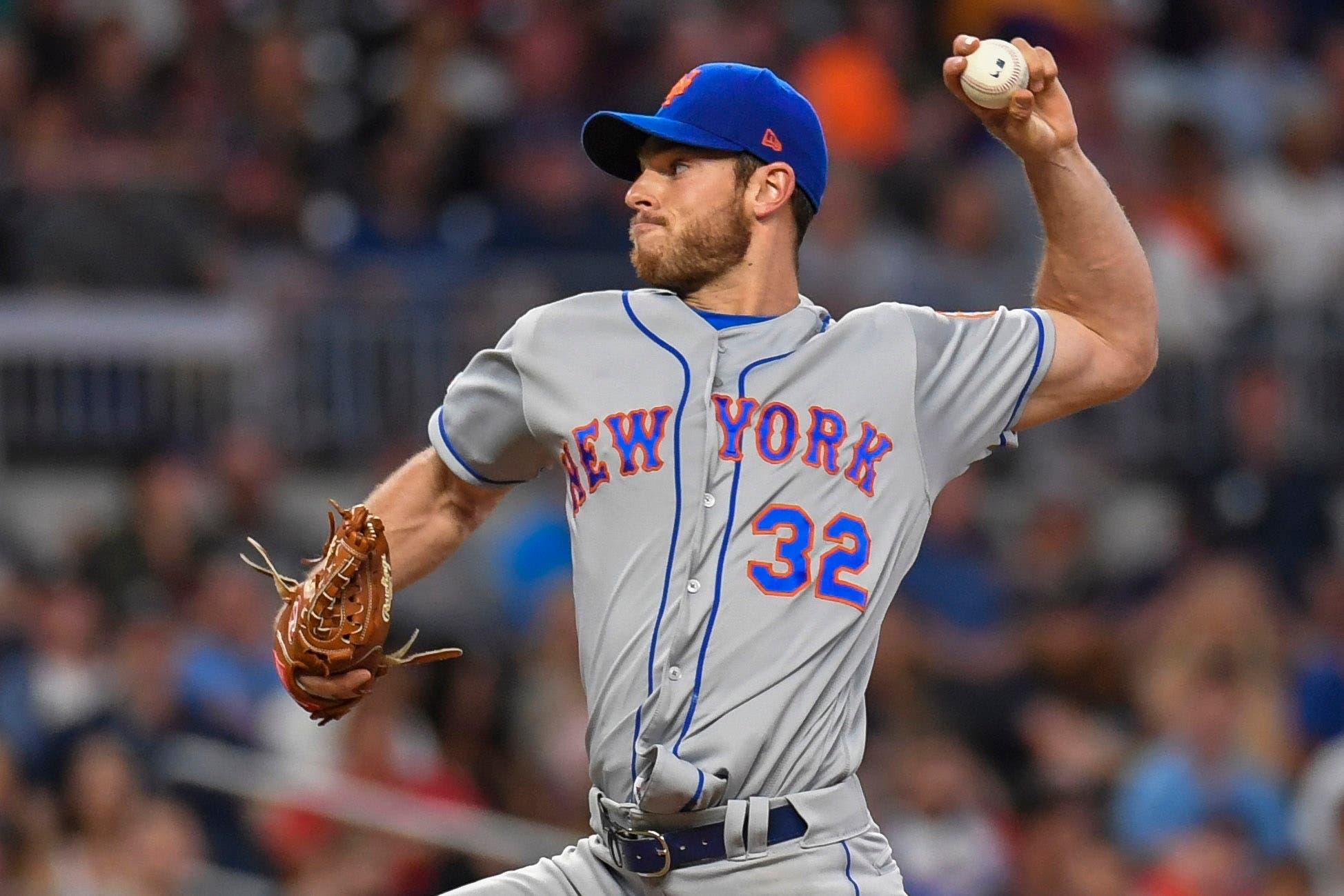 Apr 11, 2019; Atlanta, GA, USA; New York Mets starting pitcher Steven Matz (32) pitches against the Atlanta Braves during the fourth inning at SunTrust Park. Mandatory Credit: Dale Zanine-USA TODAY Sports / Dale Zanine