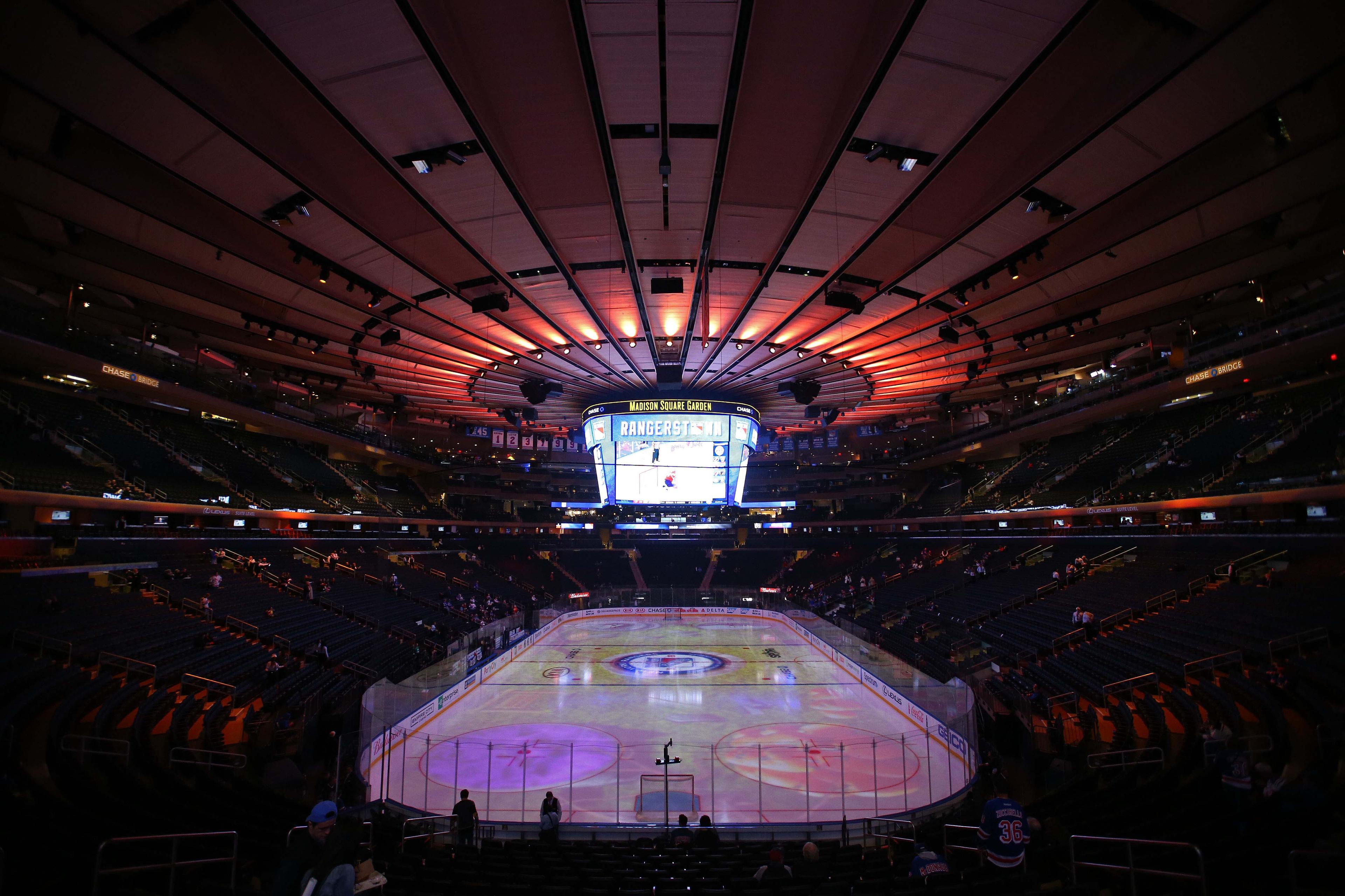 Oct 31, 2017; New York, NY, USA; A general view of Madison Square Garden before a game between the Vegas Golden Knights and New York Rangers. Mandatory Credit: Danny Wild-USA TODAY Sports / Danny Wild