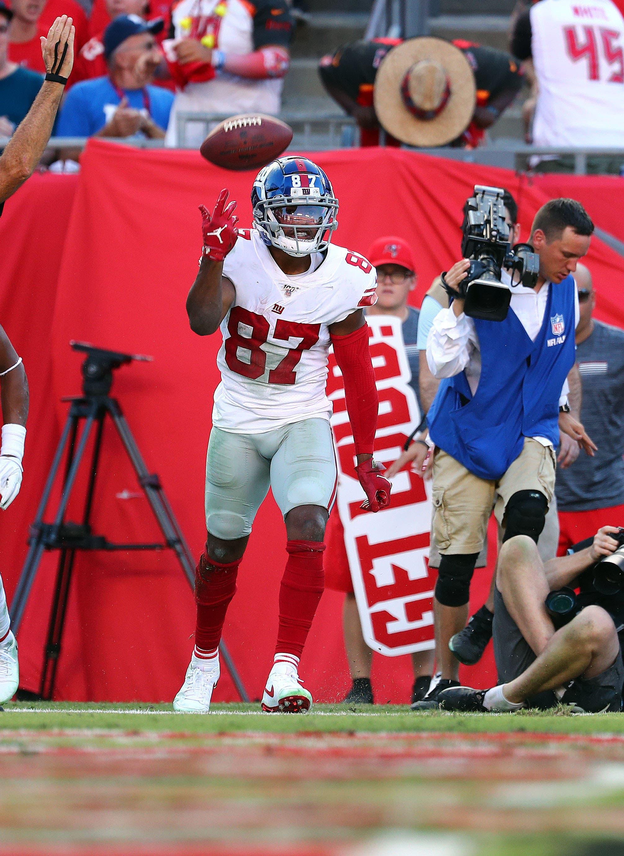 Sep 22, 2019; Tampa, FL, USA; New York Giants wide receiver Sterling Shepard (87) celebrates after scoring a touchdown against the Tampa Bay Buccaneers during the second half at Raymond James Stadium. Mandatory Credit: Kim Klement-USA TODAY Sports / Kim Klement